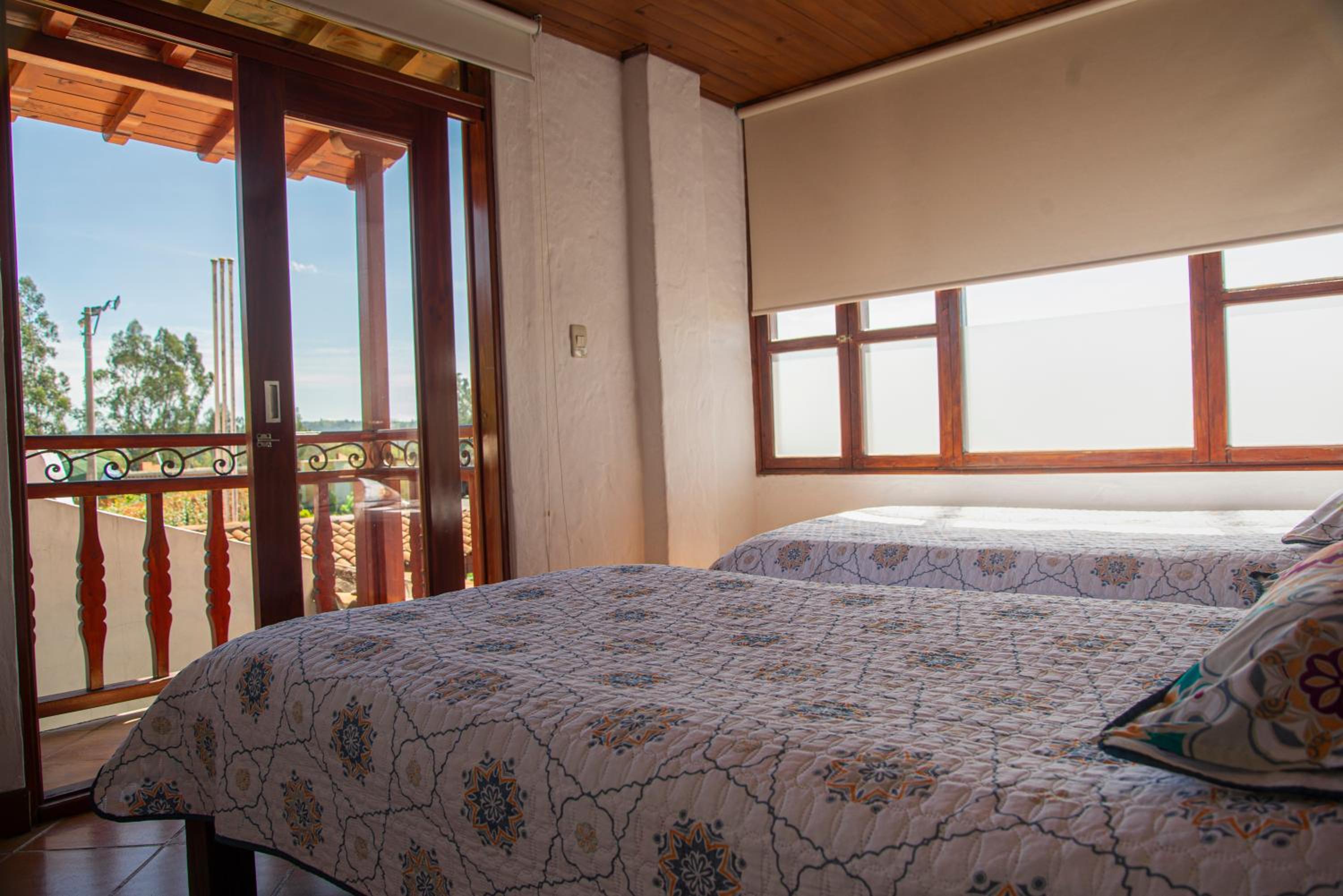 Twin Room with Private Bathroom photo 1