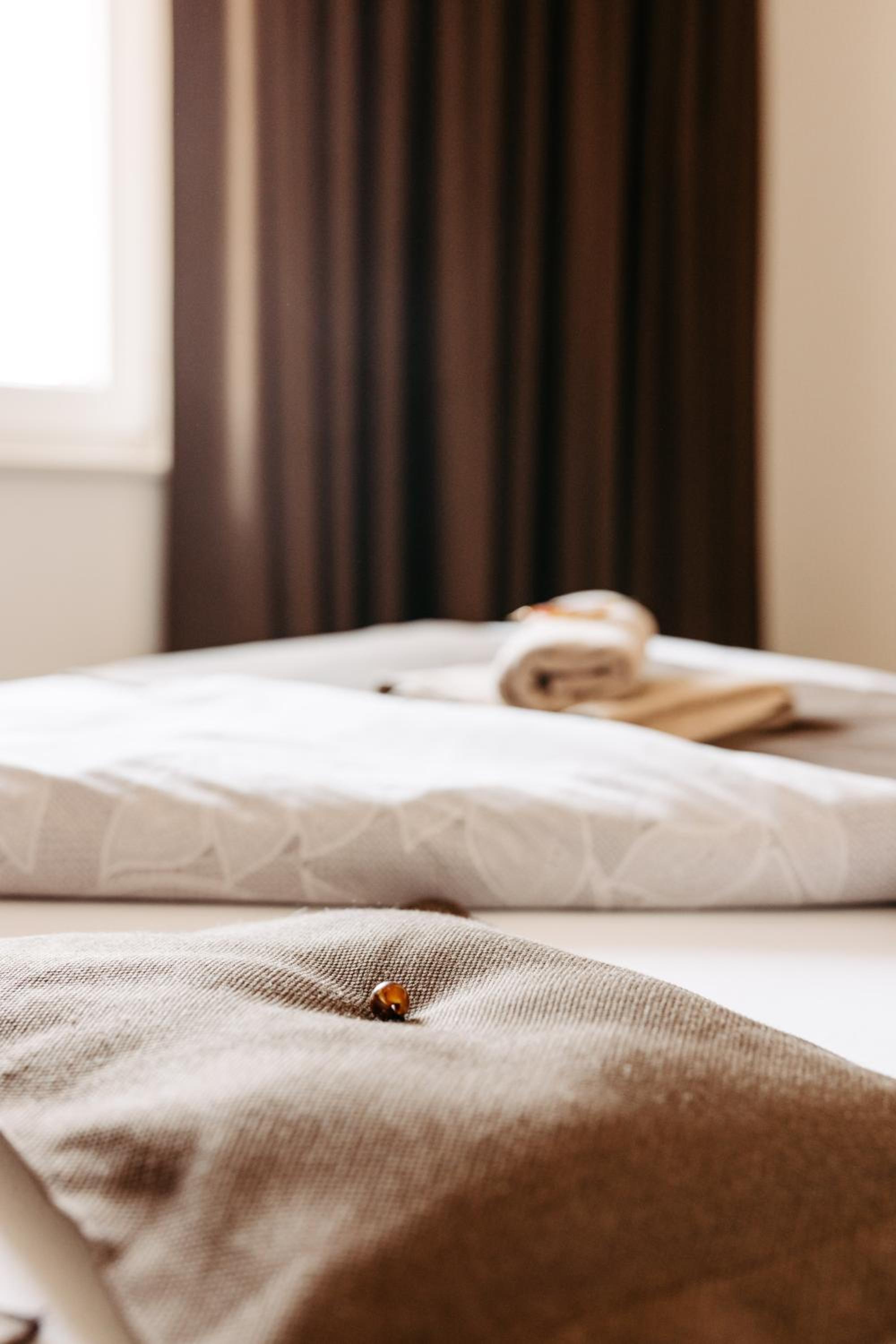 Double Room with Extra Bed - Photo 7