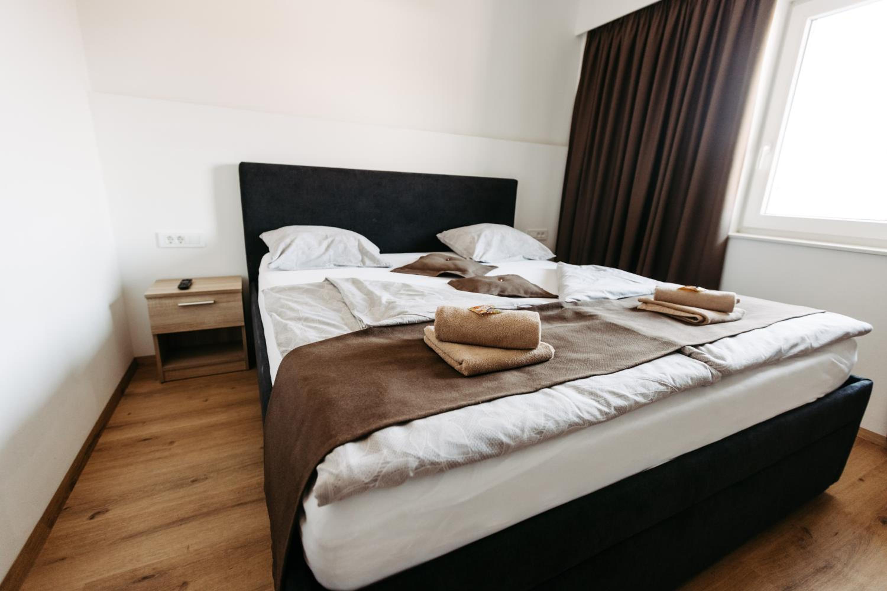 Double Room with Extra Bed - Photo 23