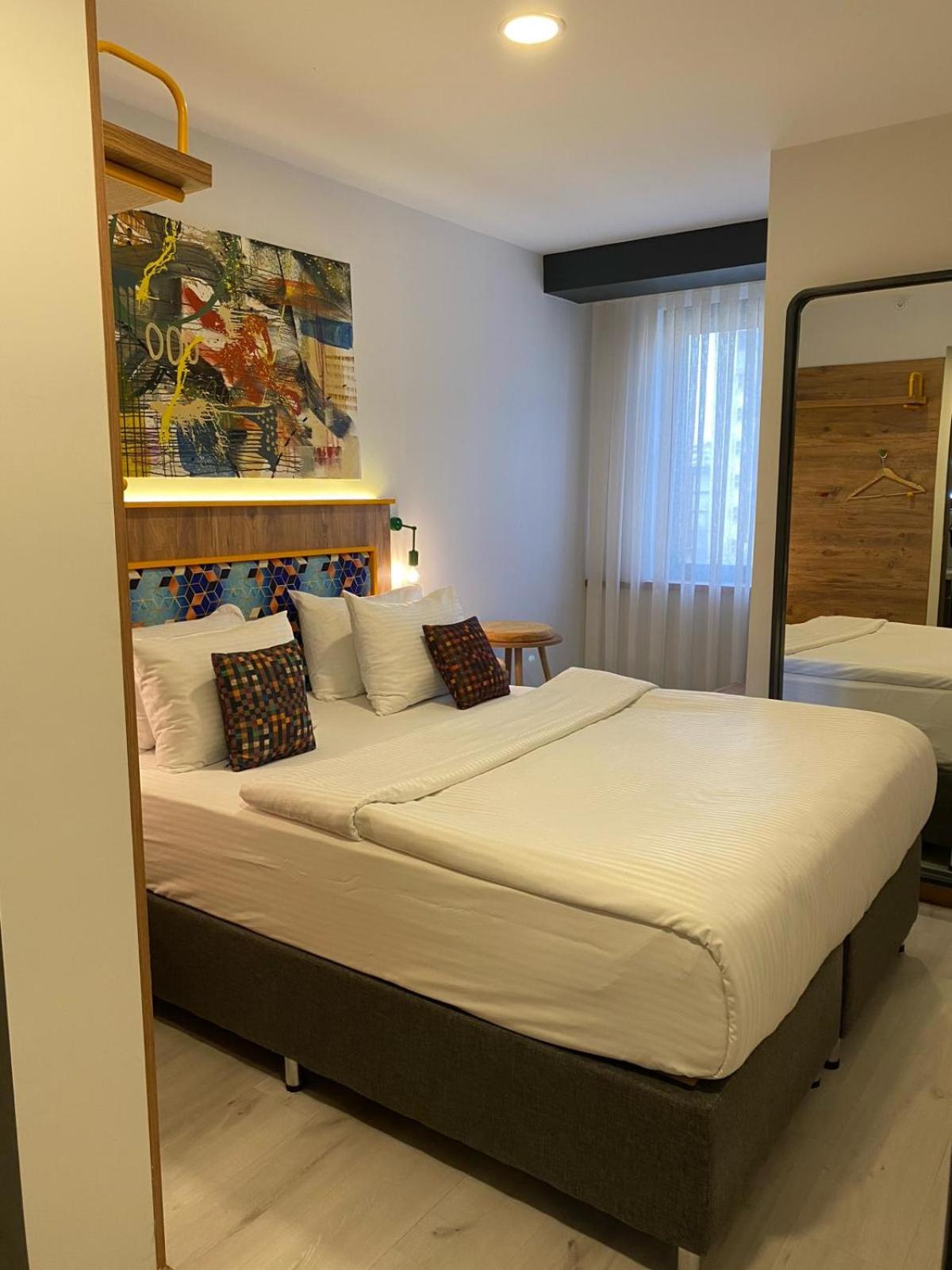 Budget Double Room photo 1