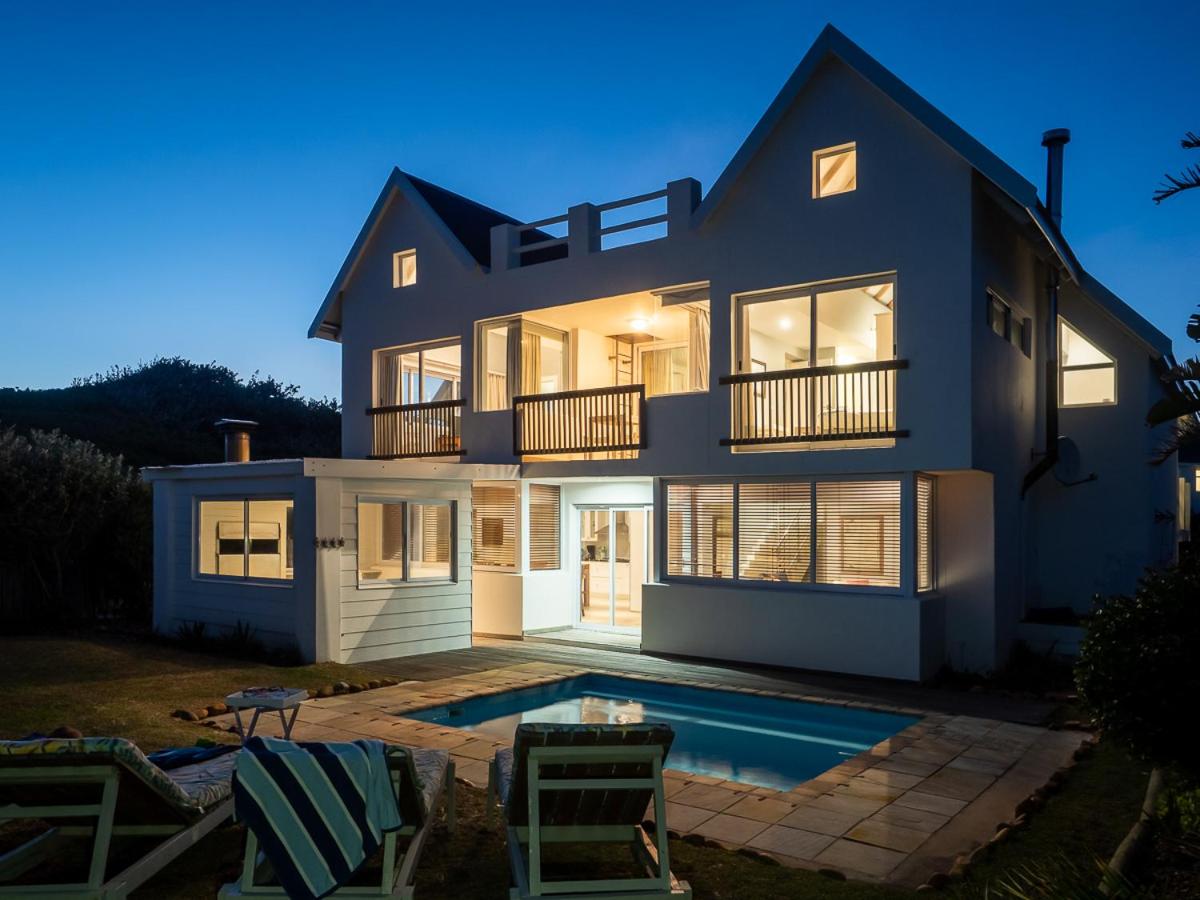 Luxury Villa - Photo 15