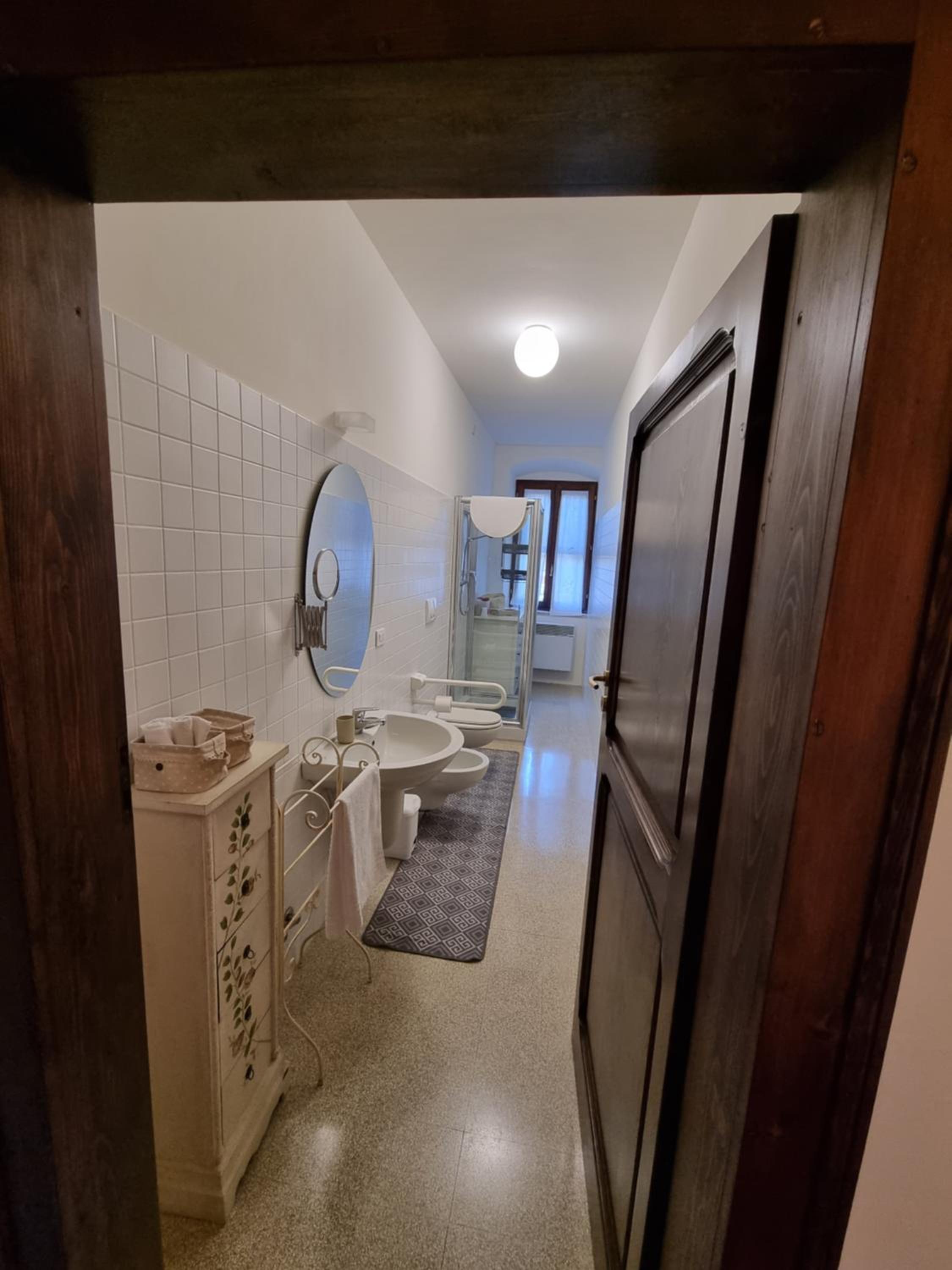 Large Double Room - Photo 2