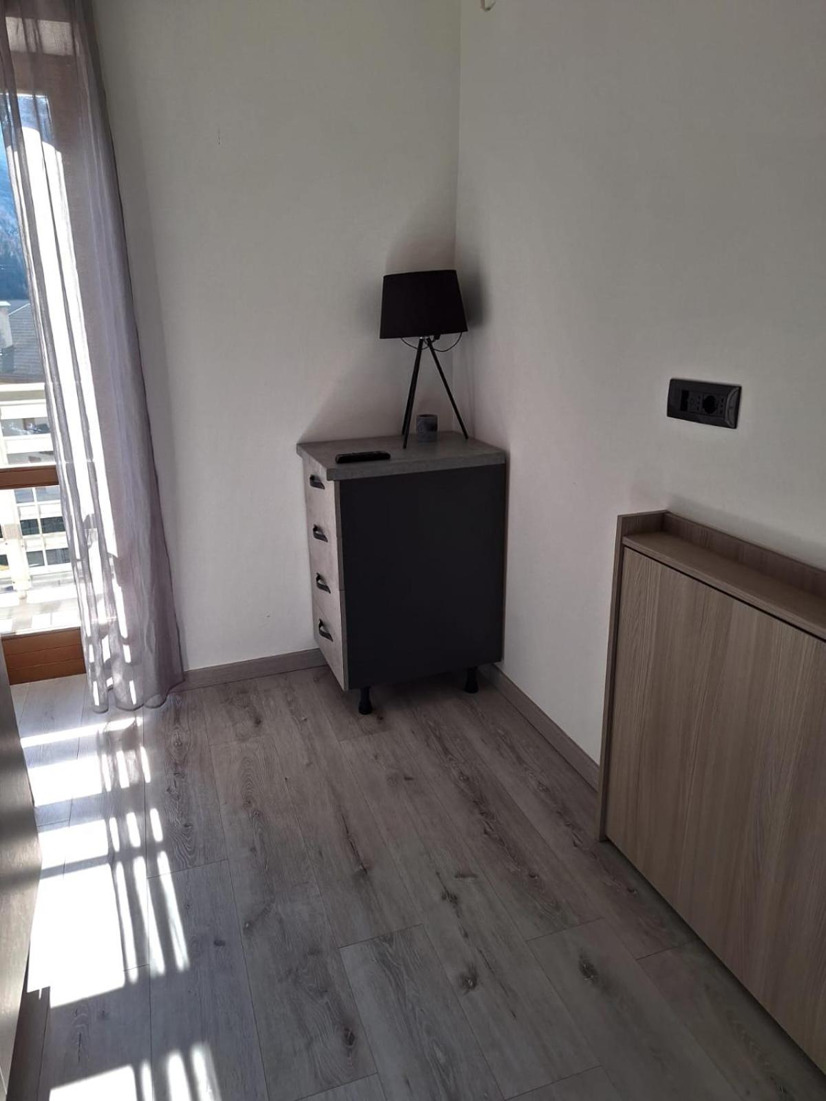 One-Bedroom Apartment photo 3