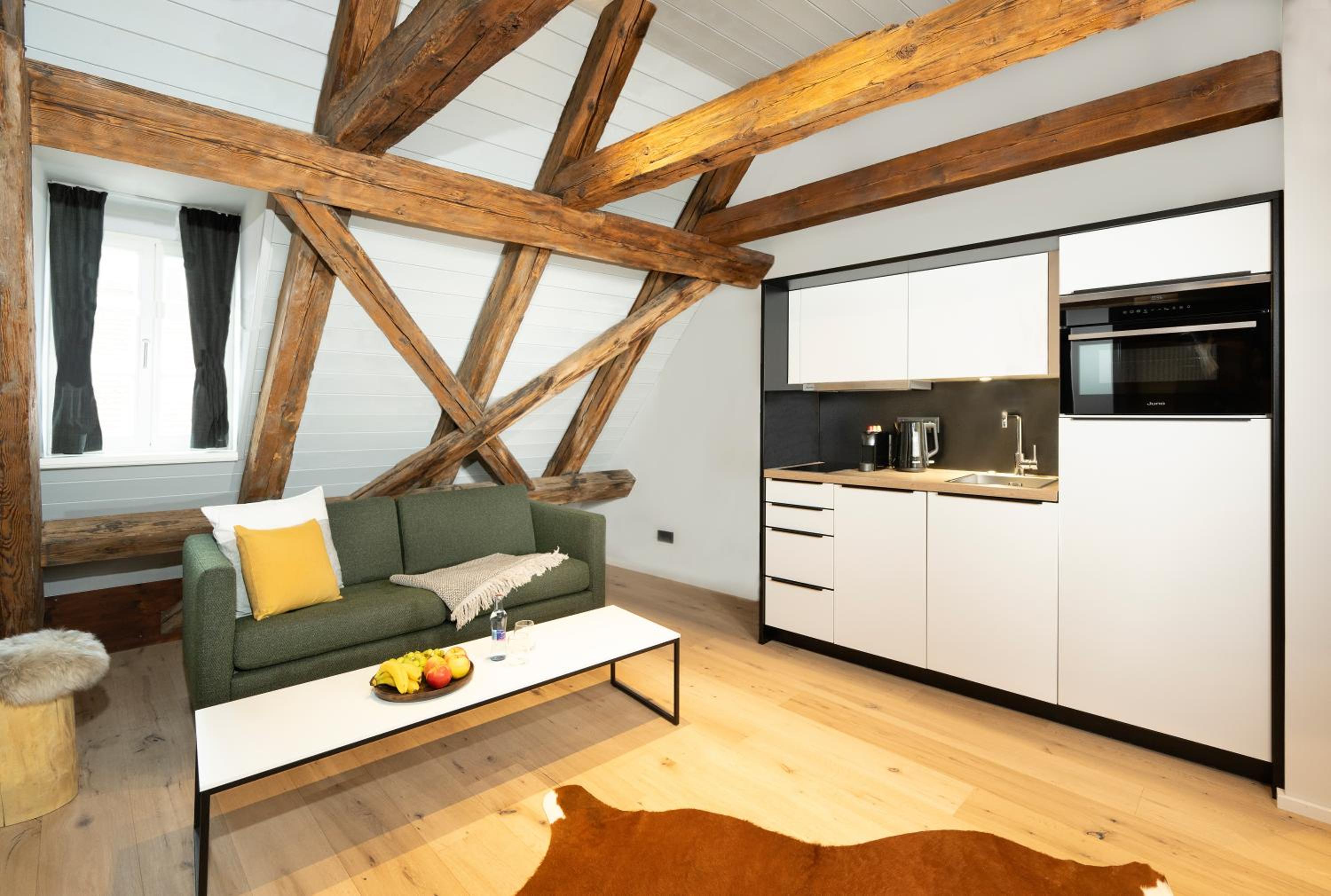 Deluxe Apartment photo 2