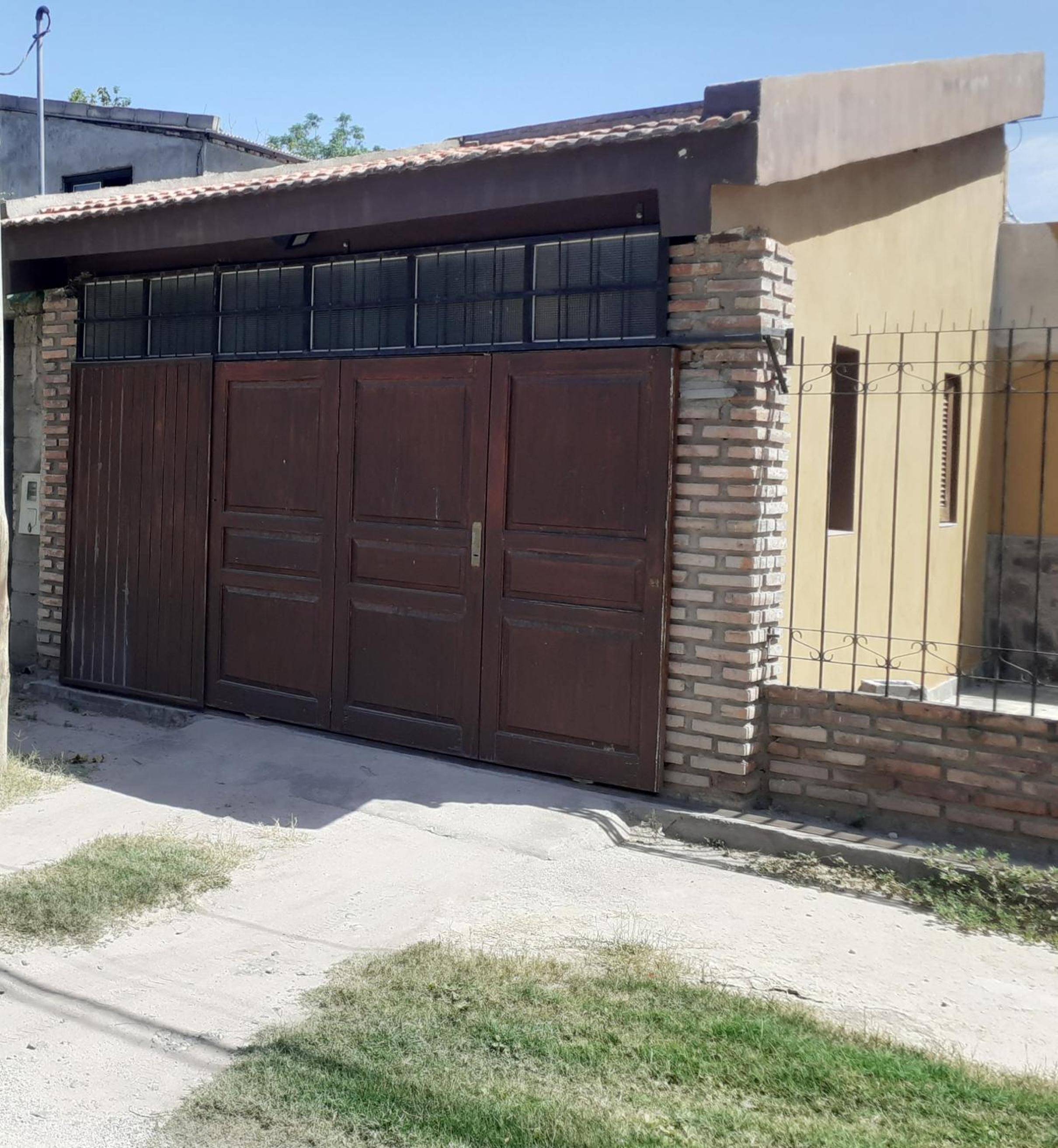 One-Bedroom House photo 2