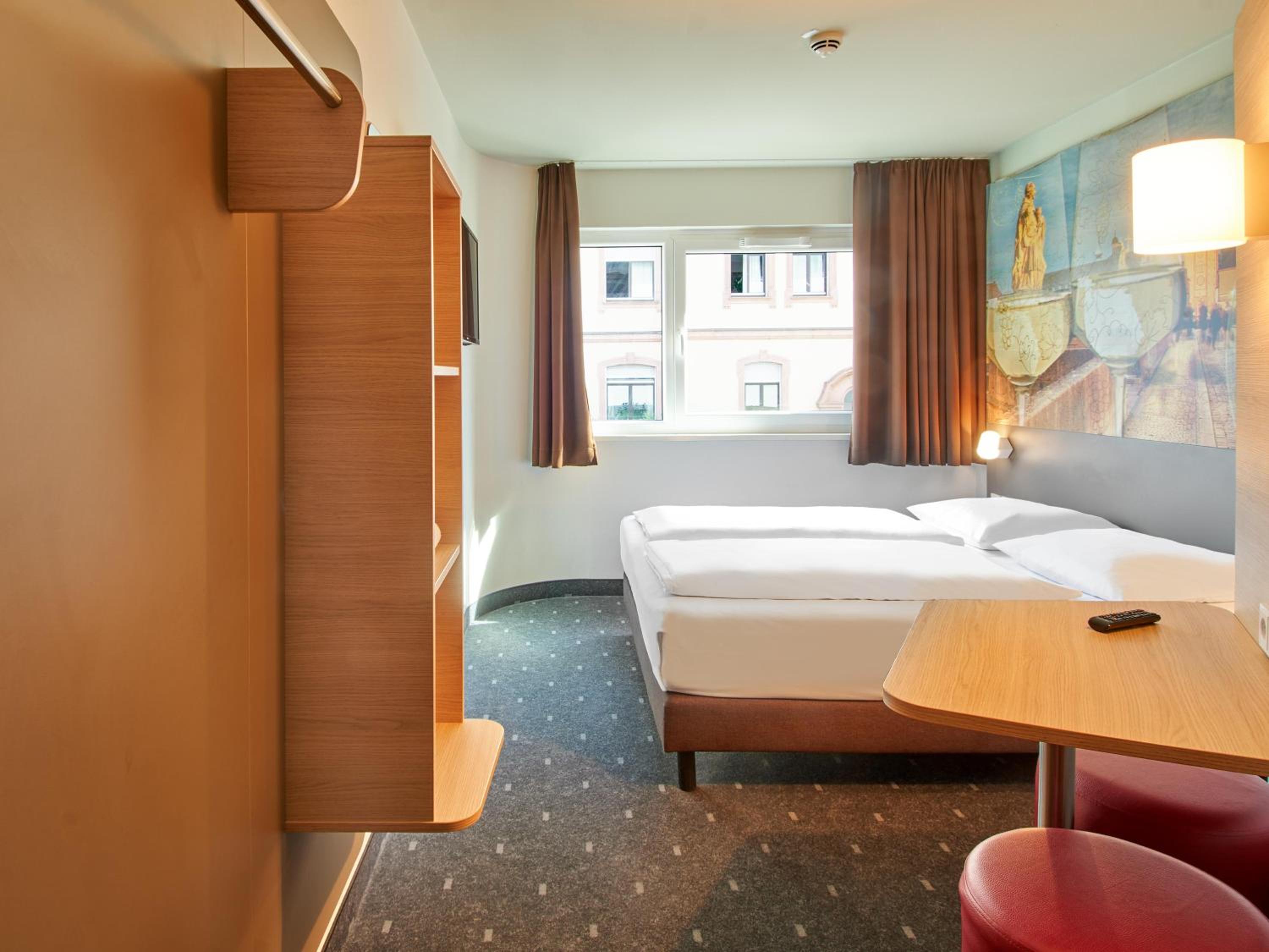 Double Room - Photo 4