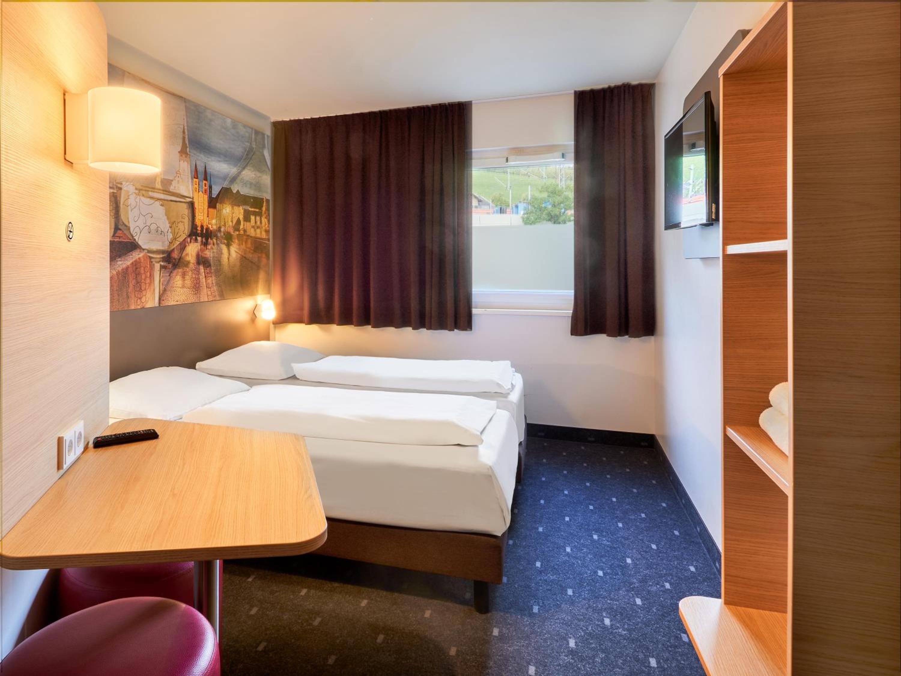 Twin Room - Photo 4
