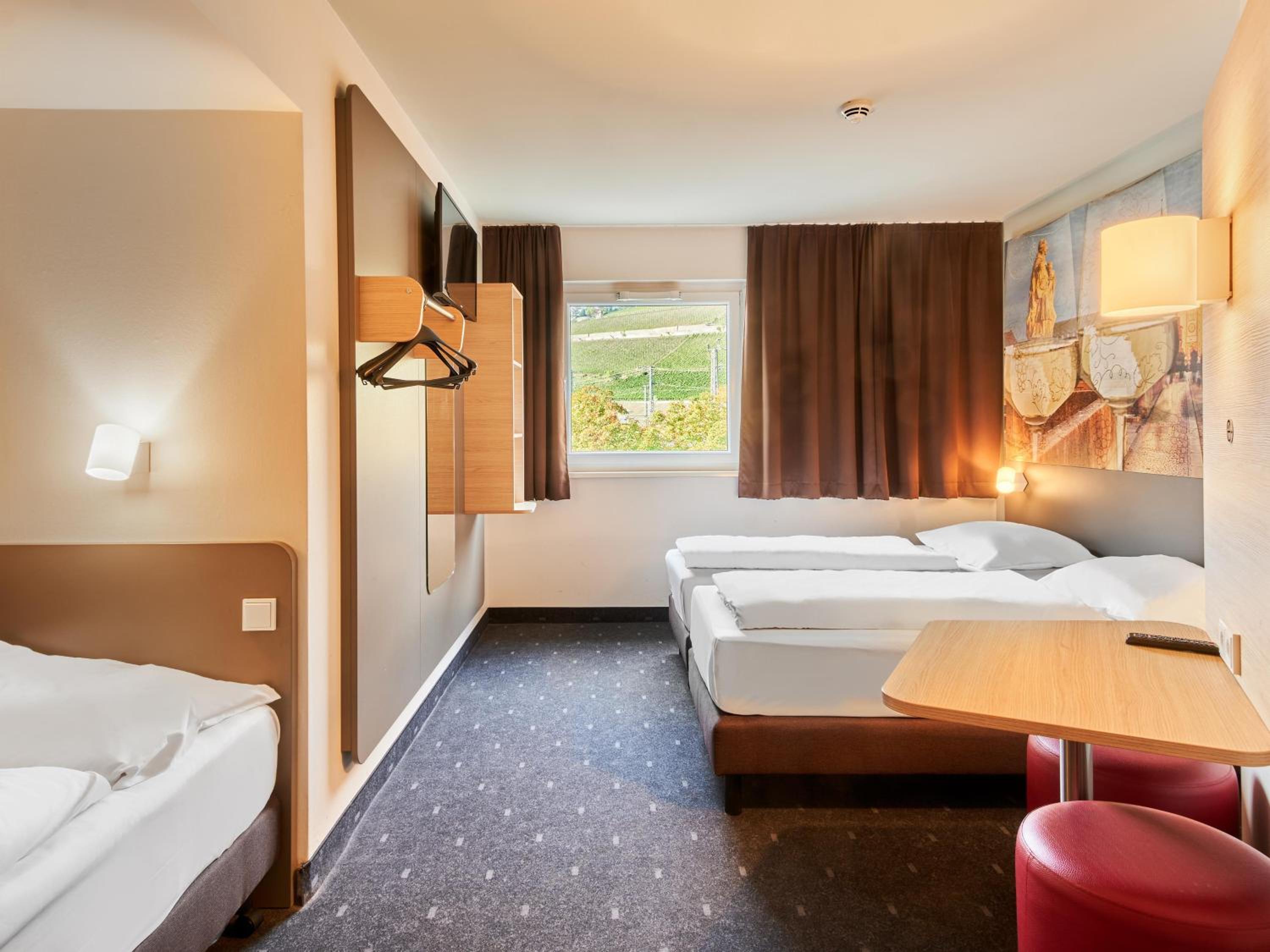 Triple Room - Photo 1