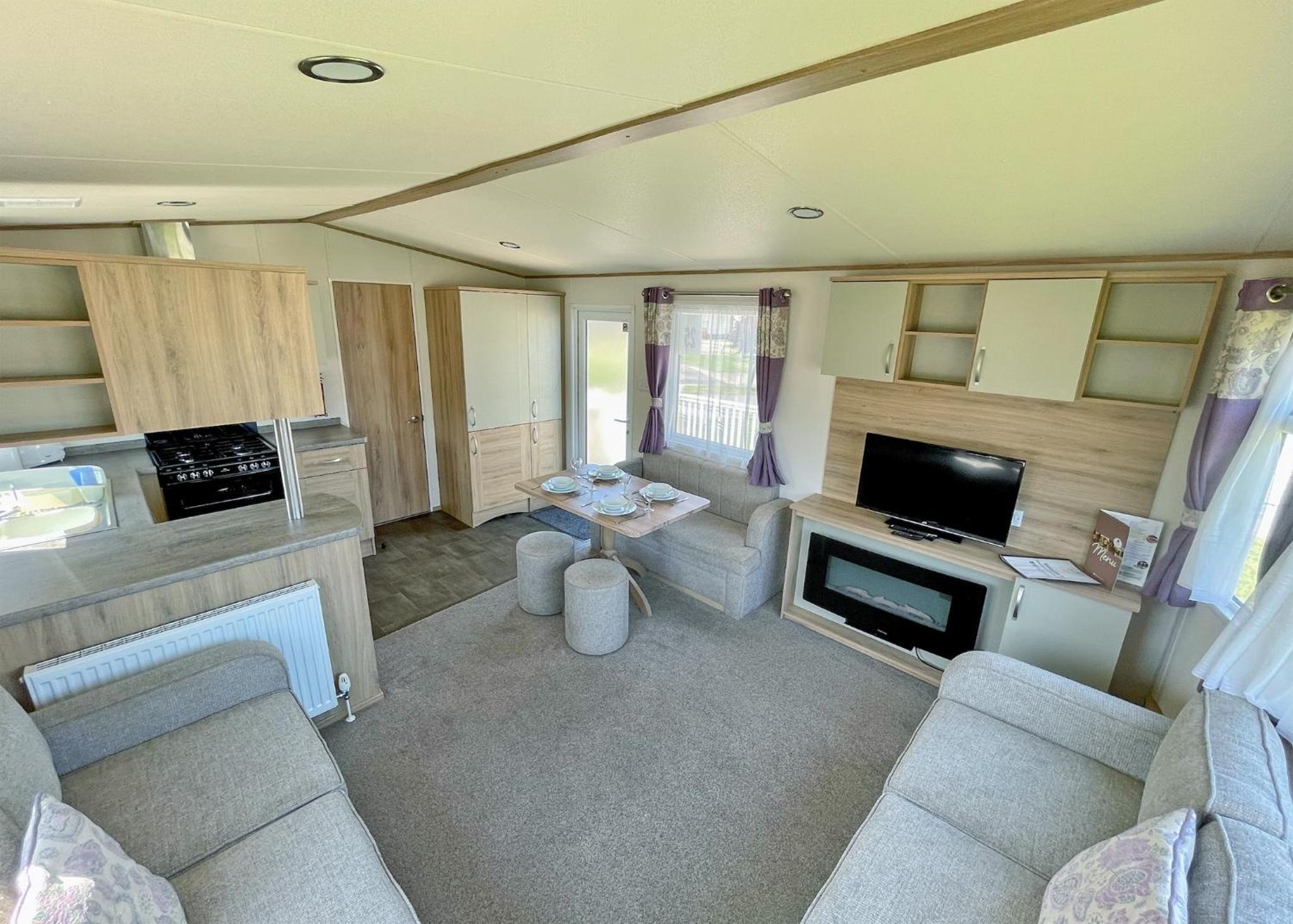 Two-Bedroom Mobile Home photo 1