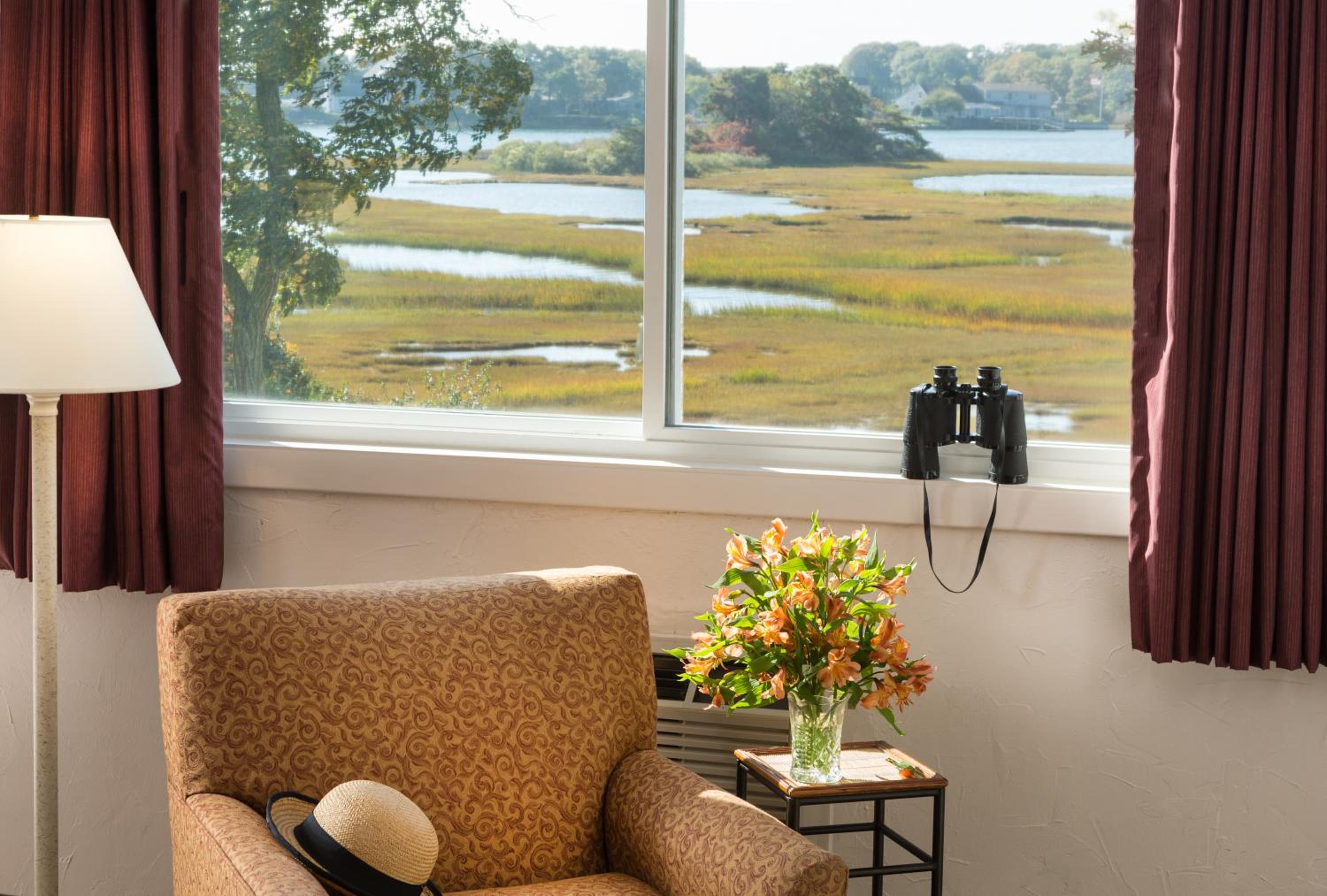 Deluxe Double Room with Bay View - Photo 2