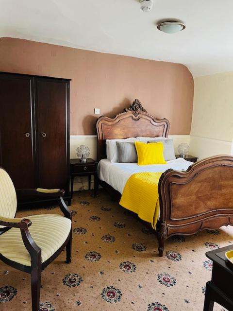 Double Room - Photo 9