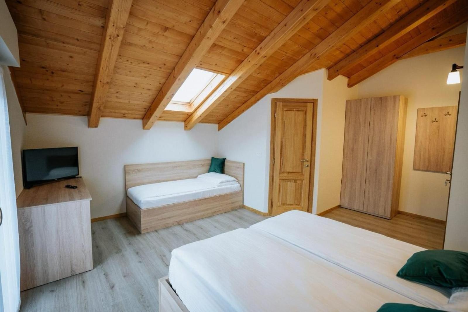 Villa photo 1