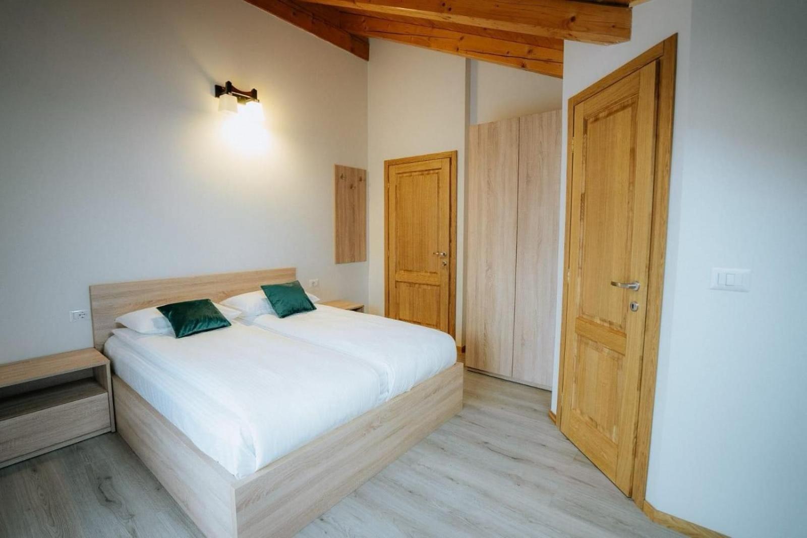 Double Room with Private Bathroom photo 2
