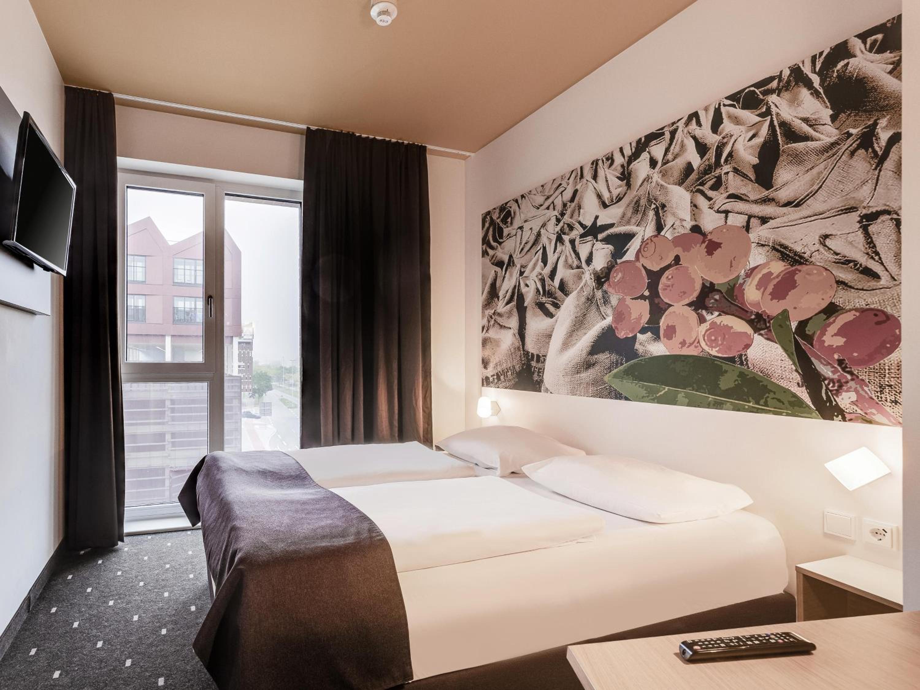 Double Room - Photo 3