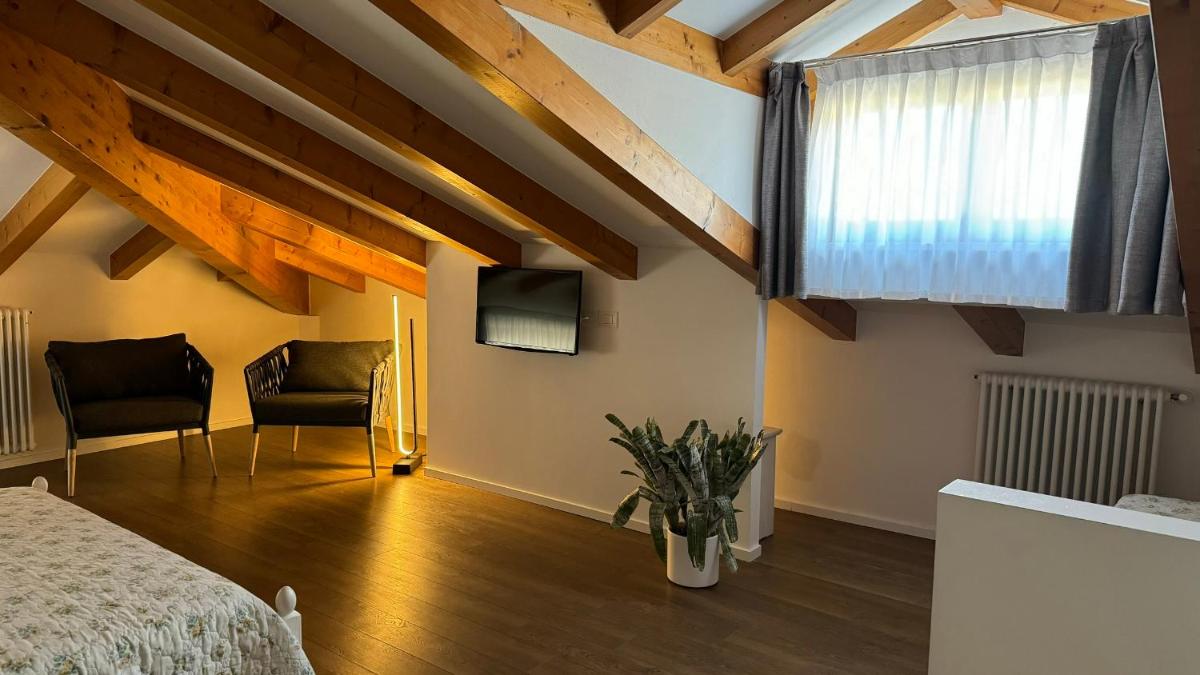 Quadruple Room - Photo 6