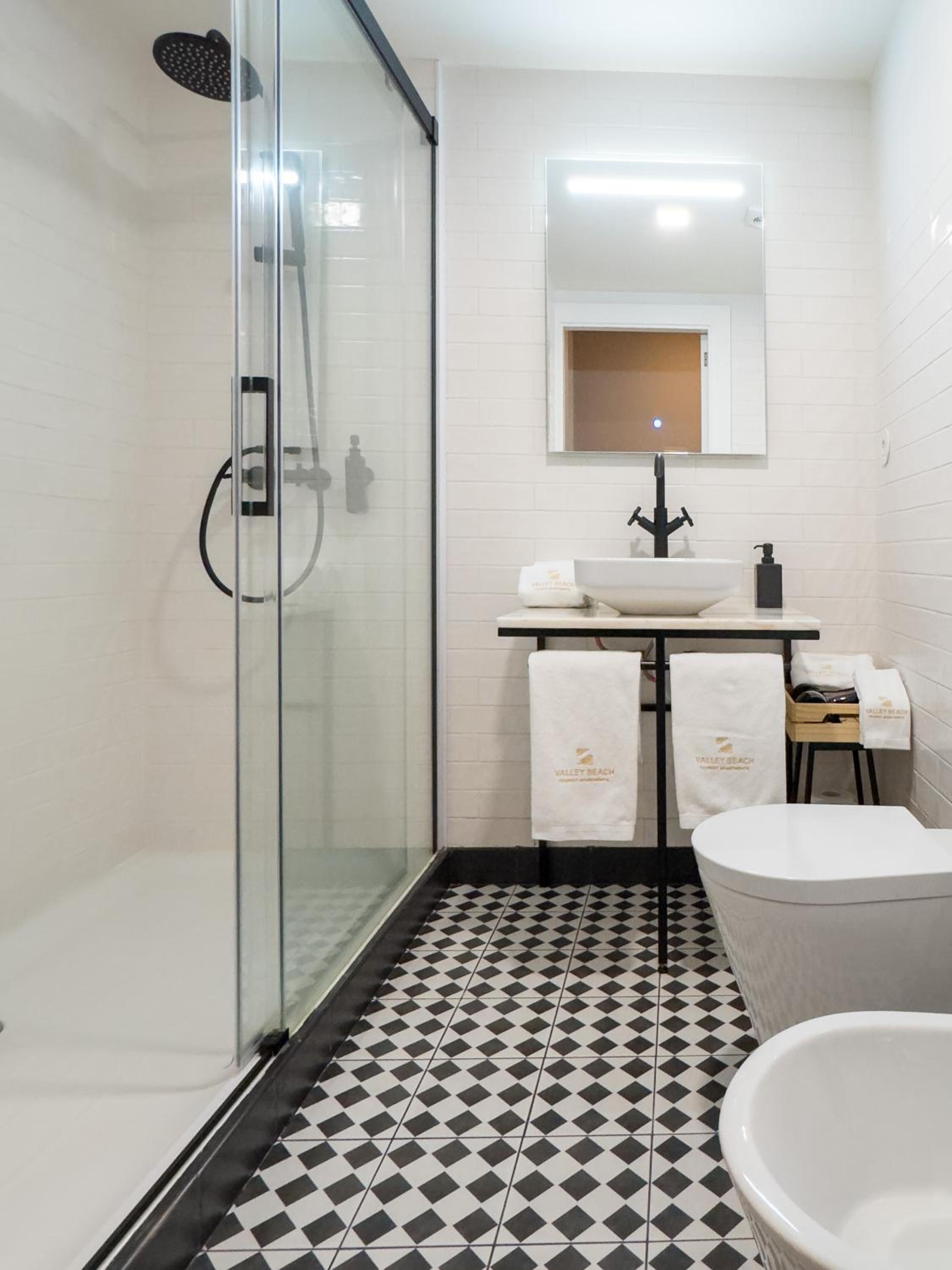 Studio Apartment - Photo 11