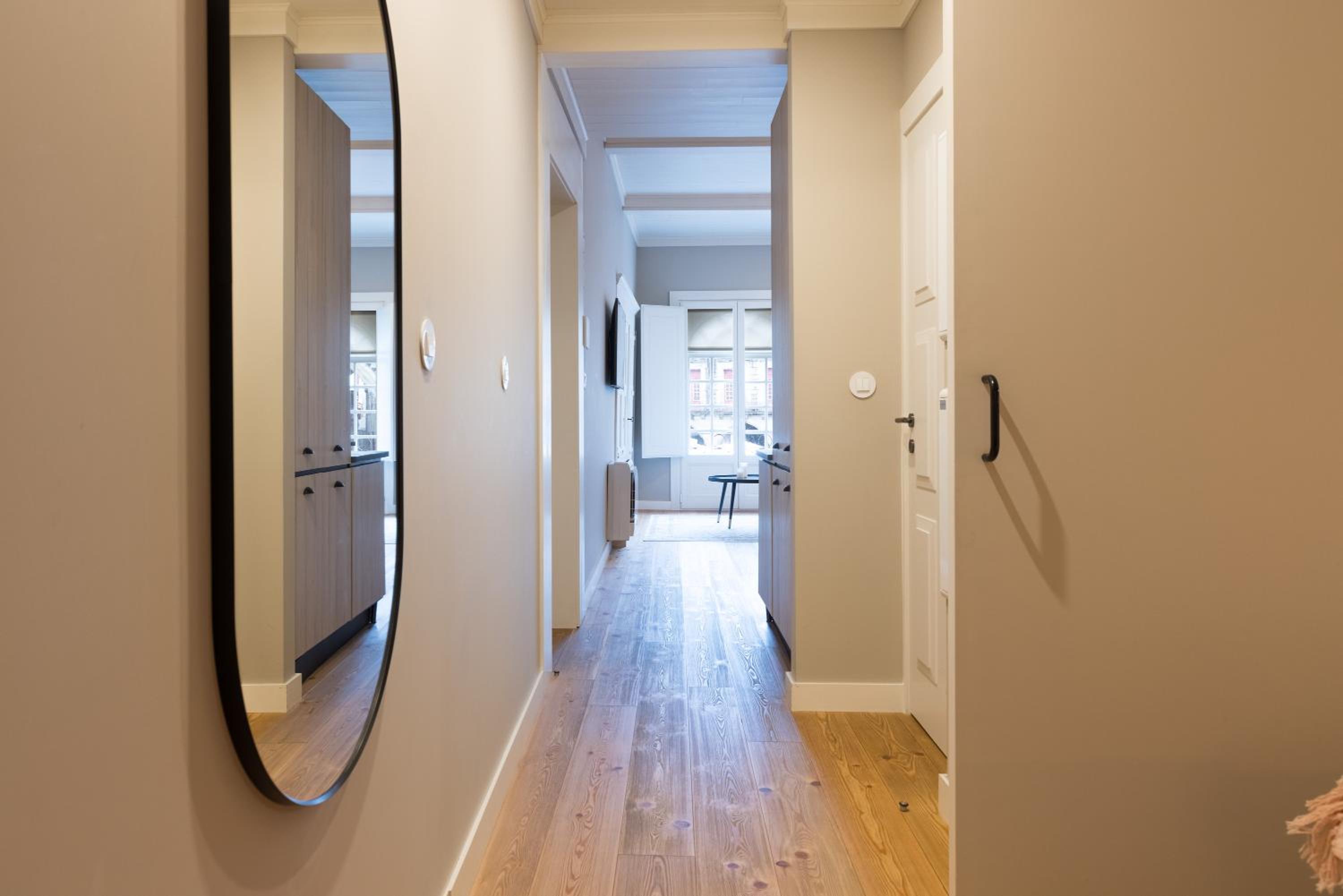 Studio Apartment - Photo 10