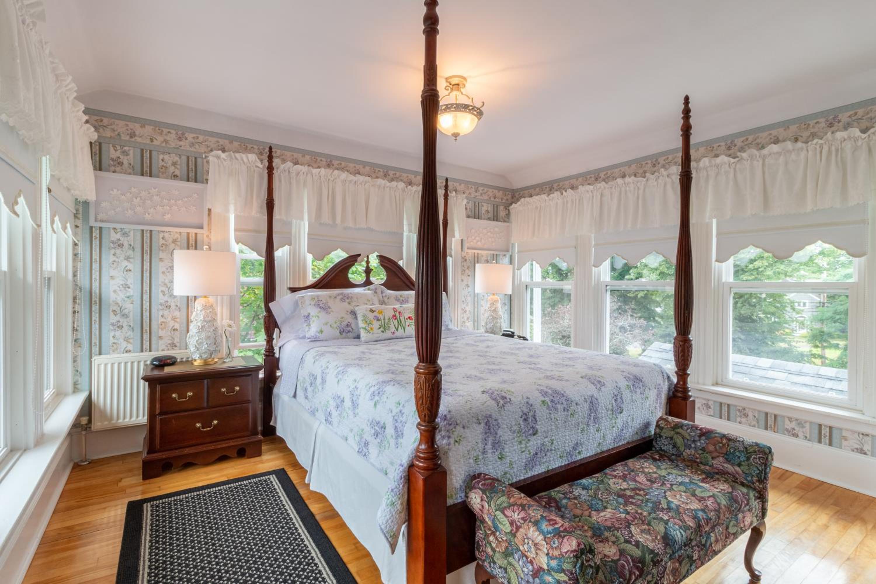 Deluxe Queen Room photo 1