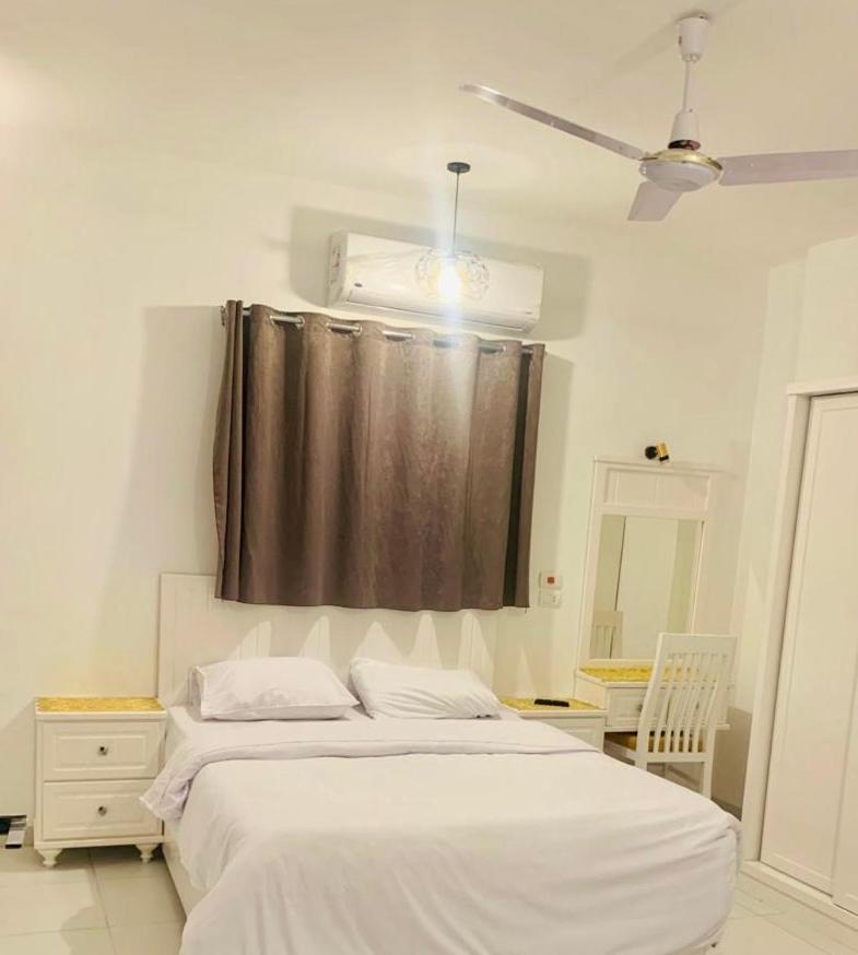 Deluxe Double or Twin Room with Pool View photo 1