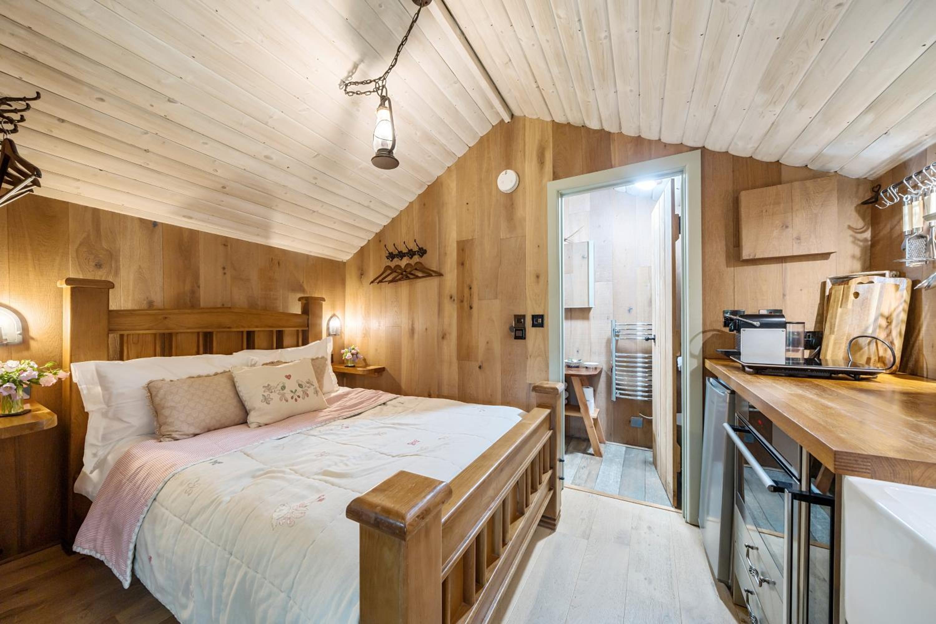 One-Bedroom House photo 3