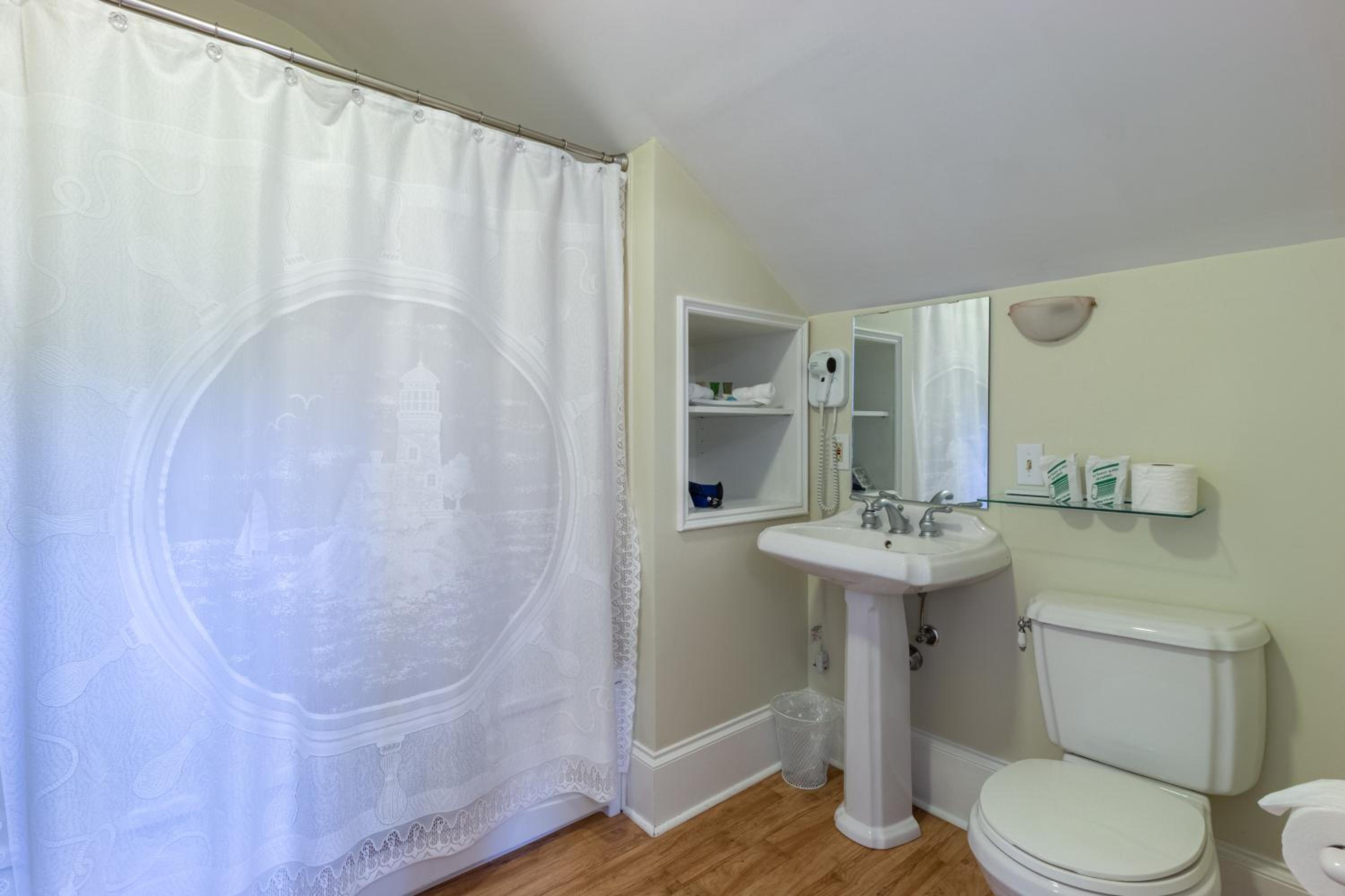 Deluxe Queen Room photo 3