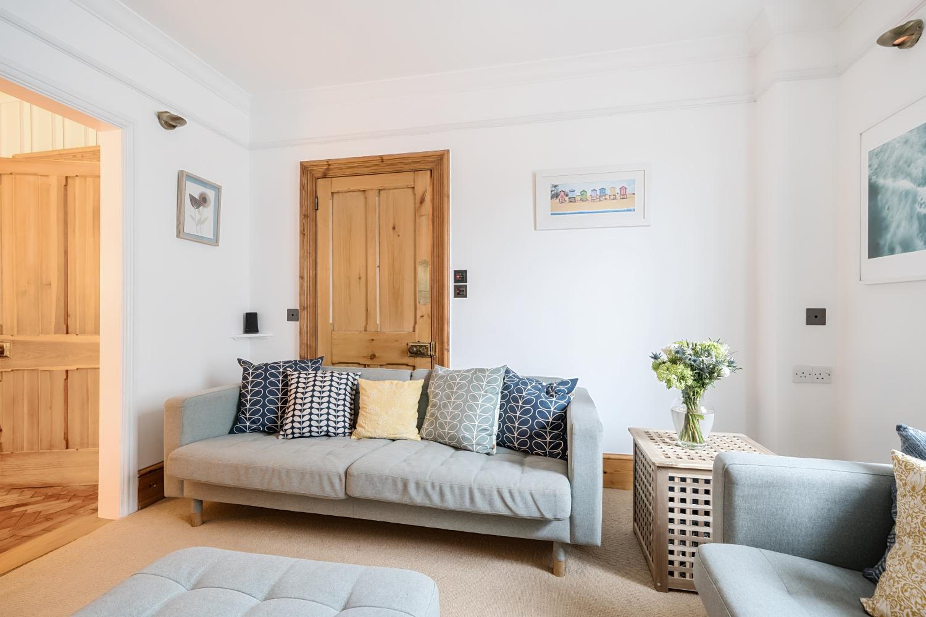Three-Bedroom House photo 1