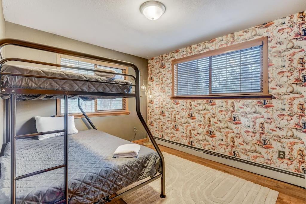 Three-Bedroom Chalet photo 1