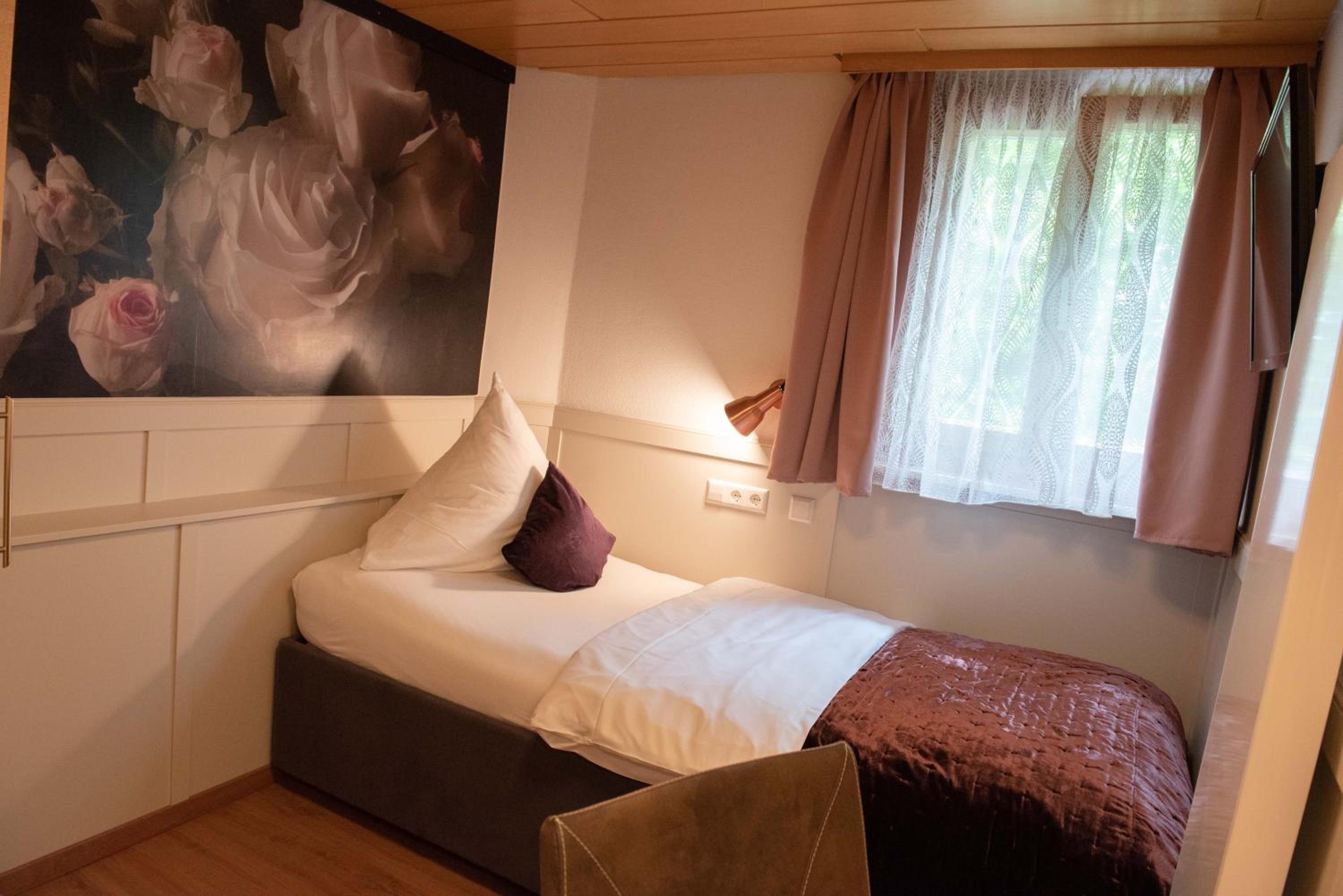 Small Single Room