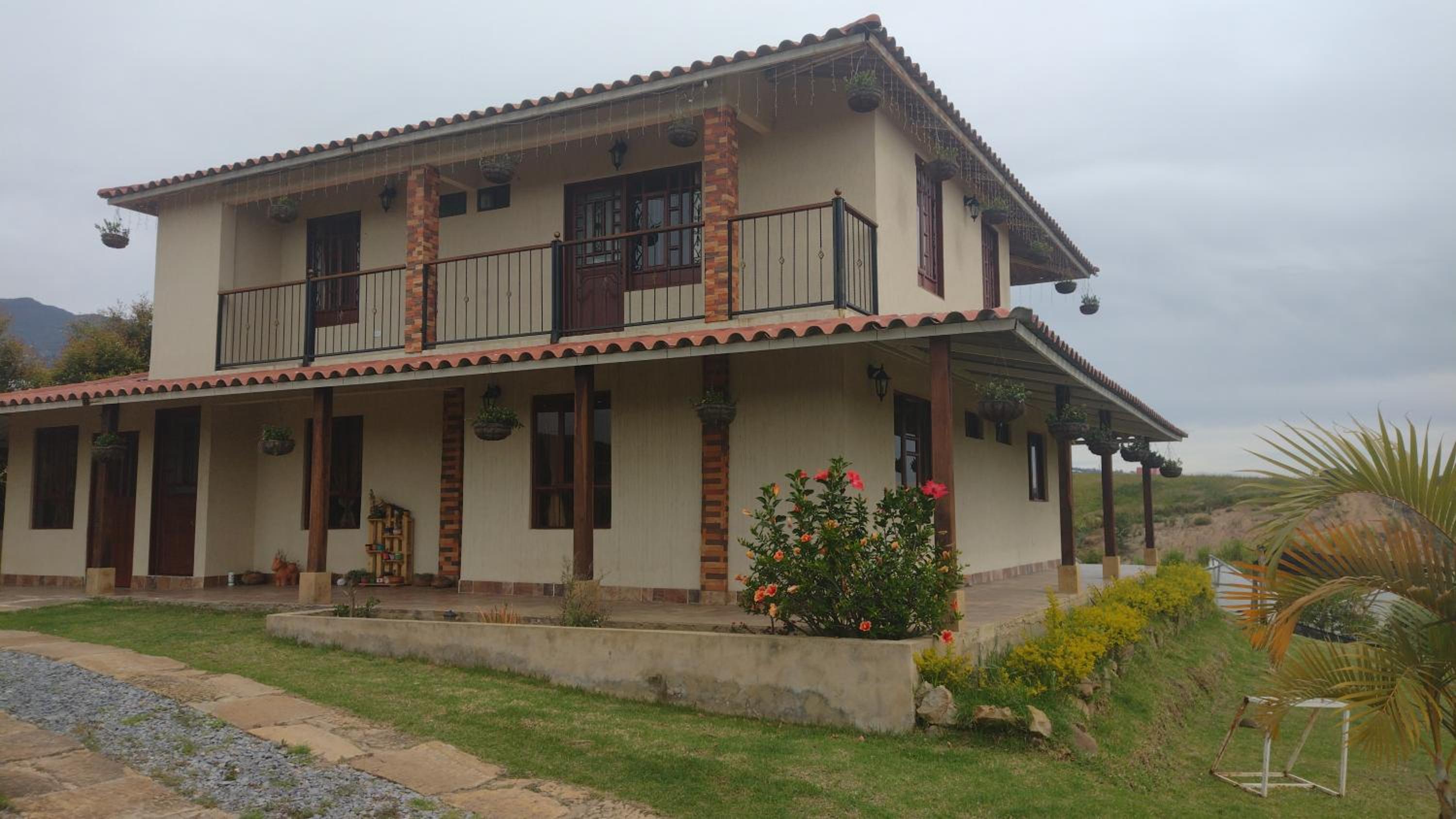 Four-Bedroom House photo 1