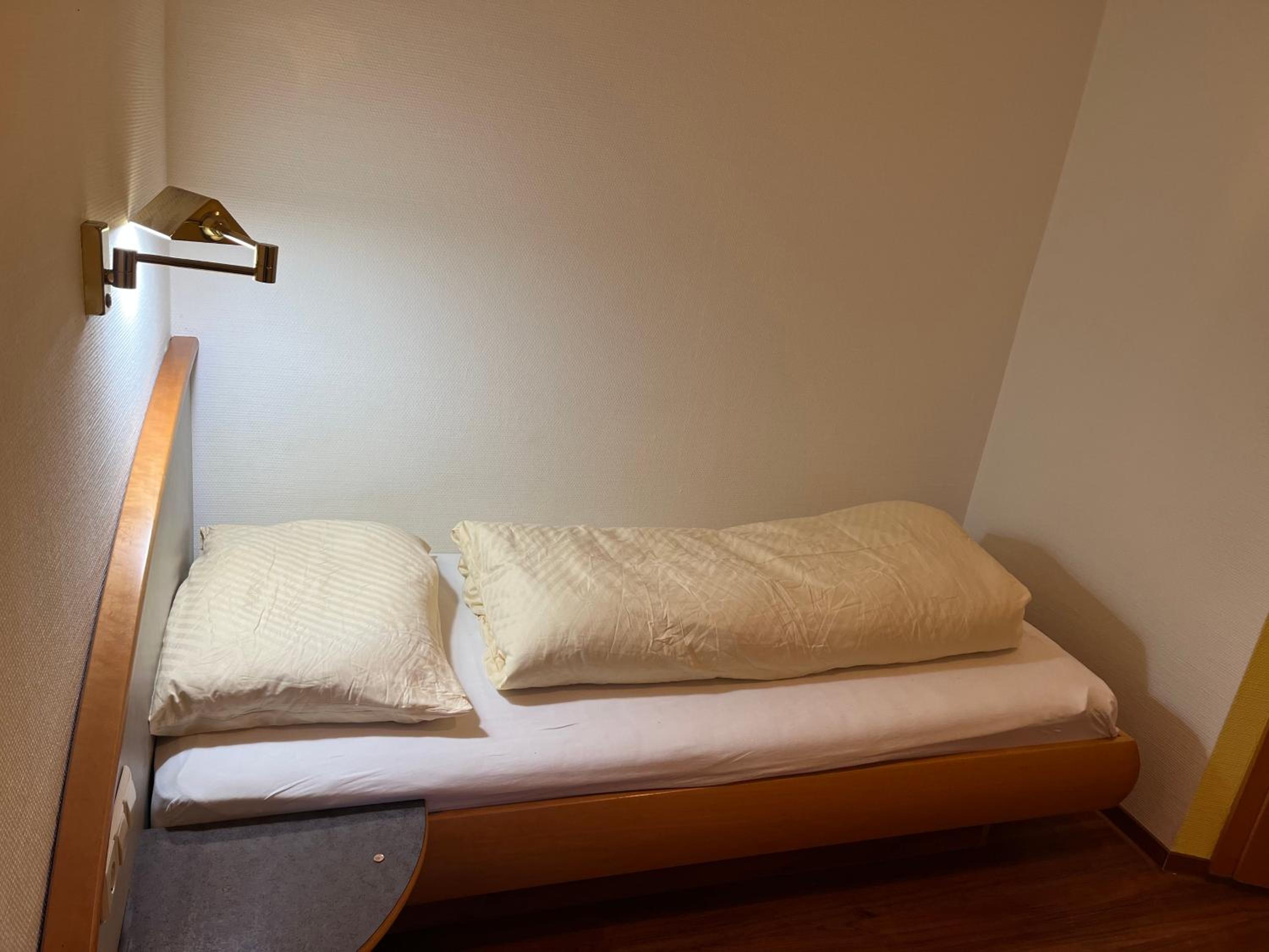 Single Room photo 3