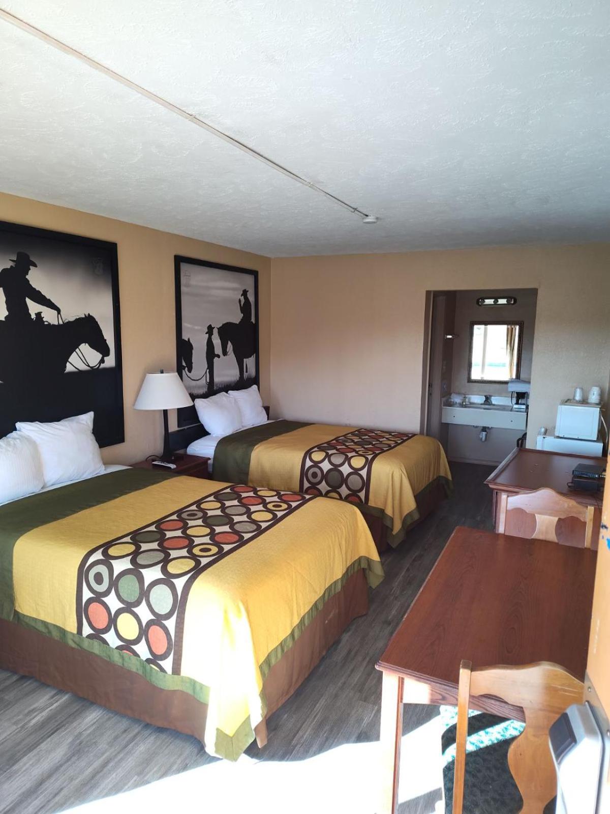 Standard Double Room - Photo 1