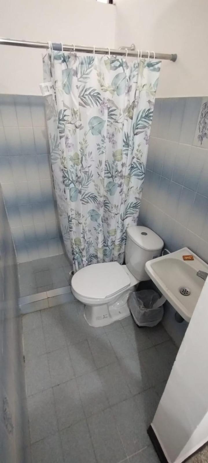 Single Room with Private Bathroom photo 2