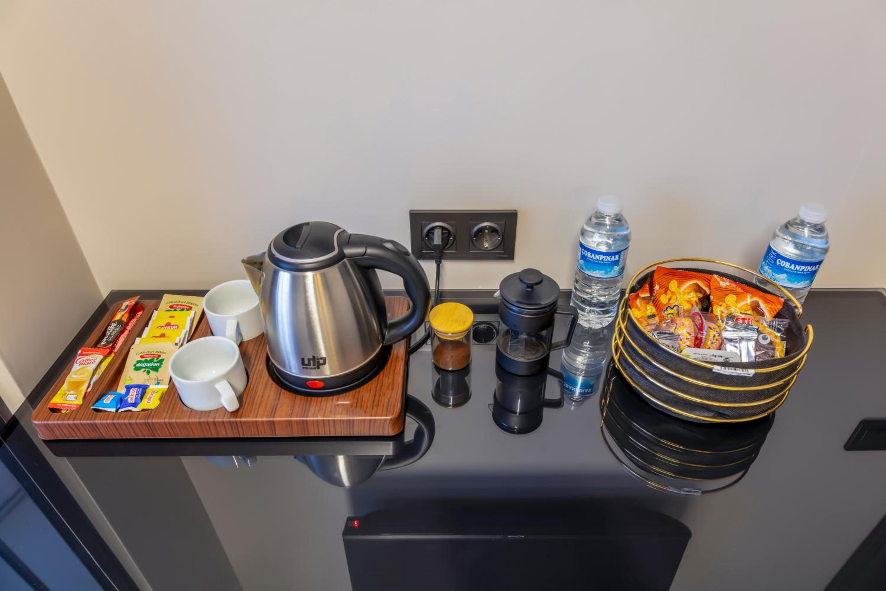 Deluxe Triple Room - Photo 9