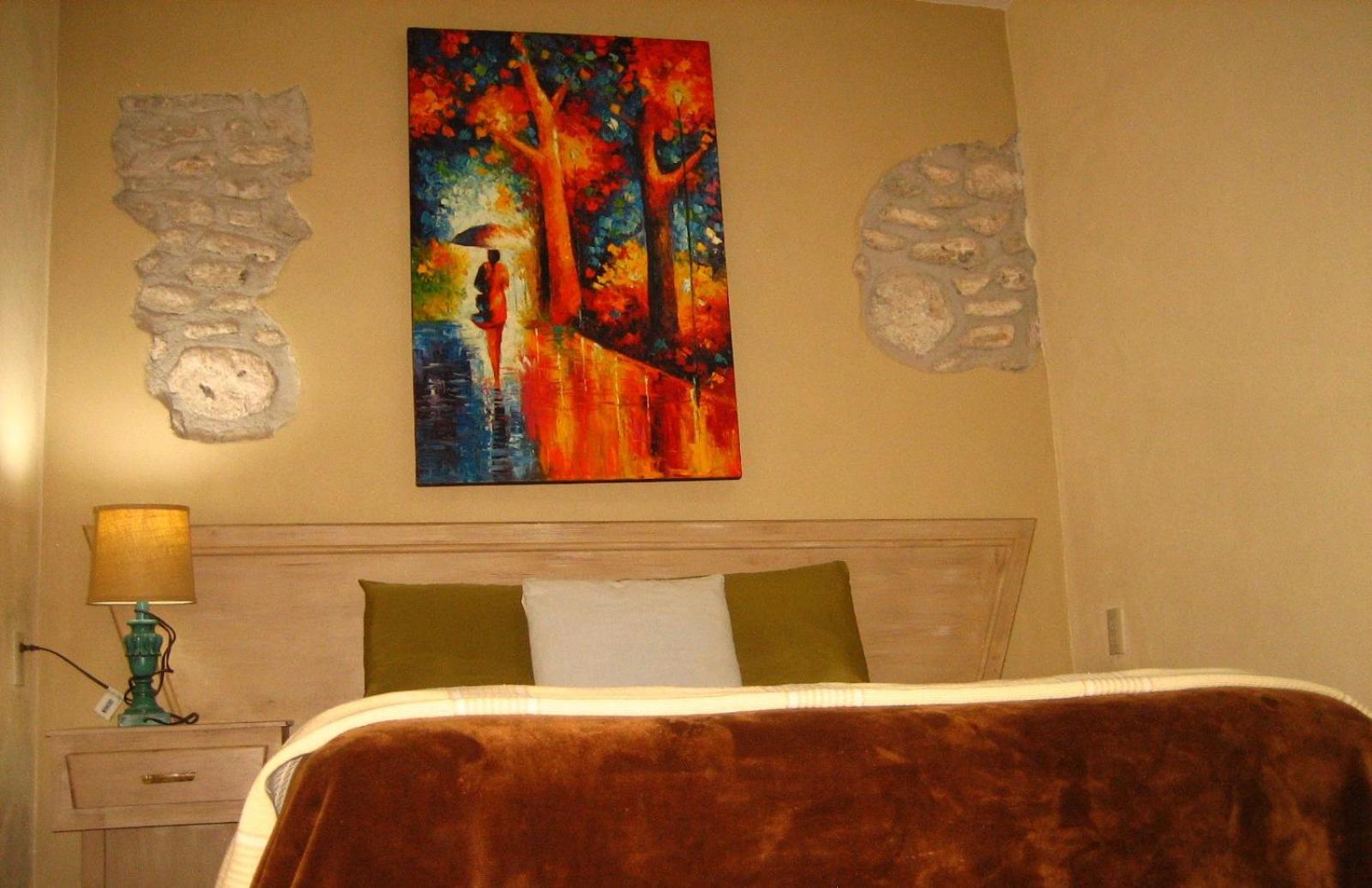 Small Double Room - Photo 3