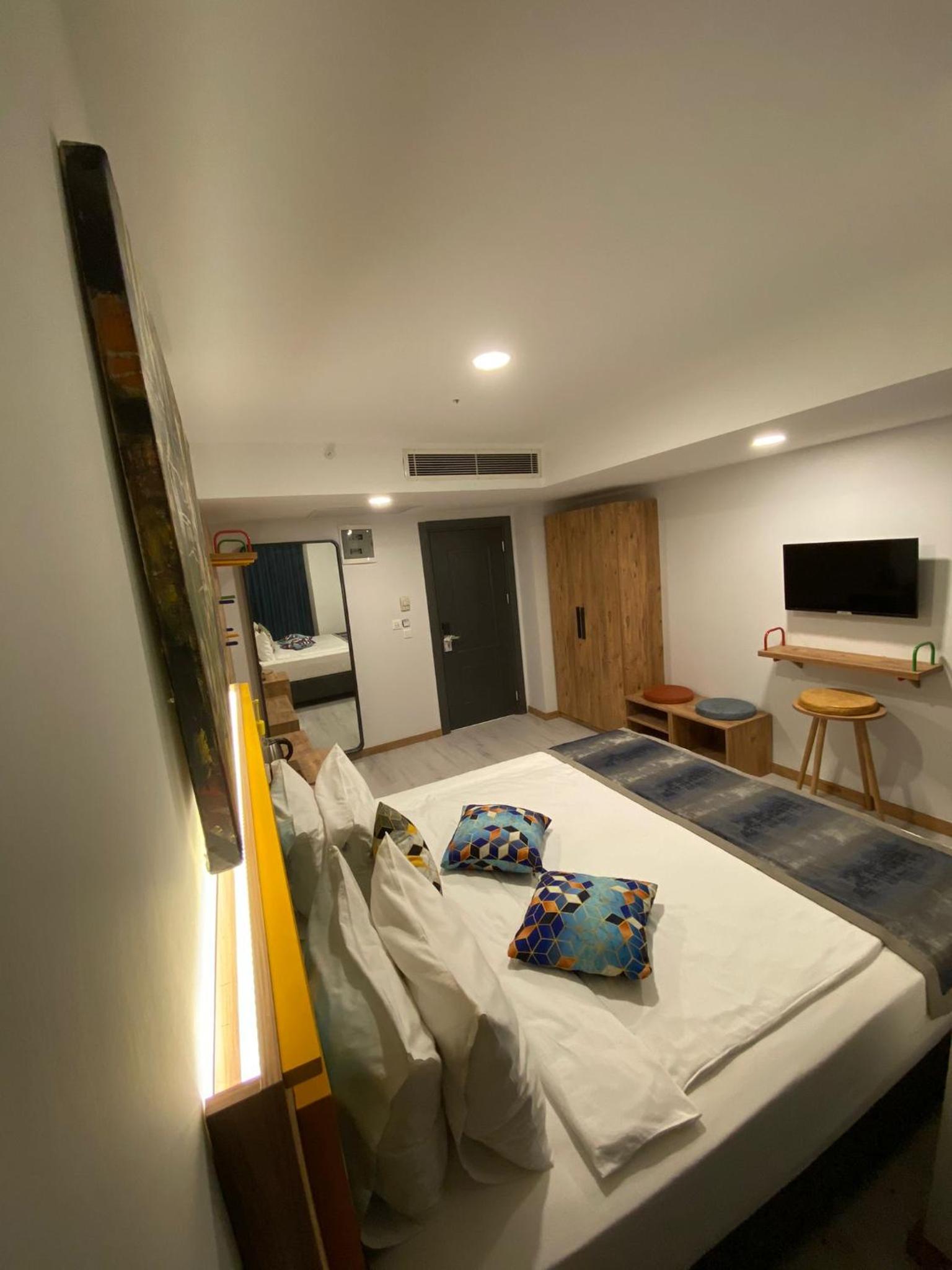 Deluxe Double Room With Balcony photo 1