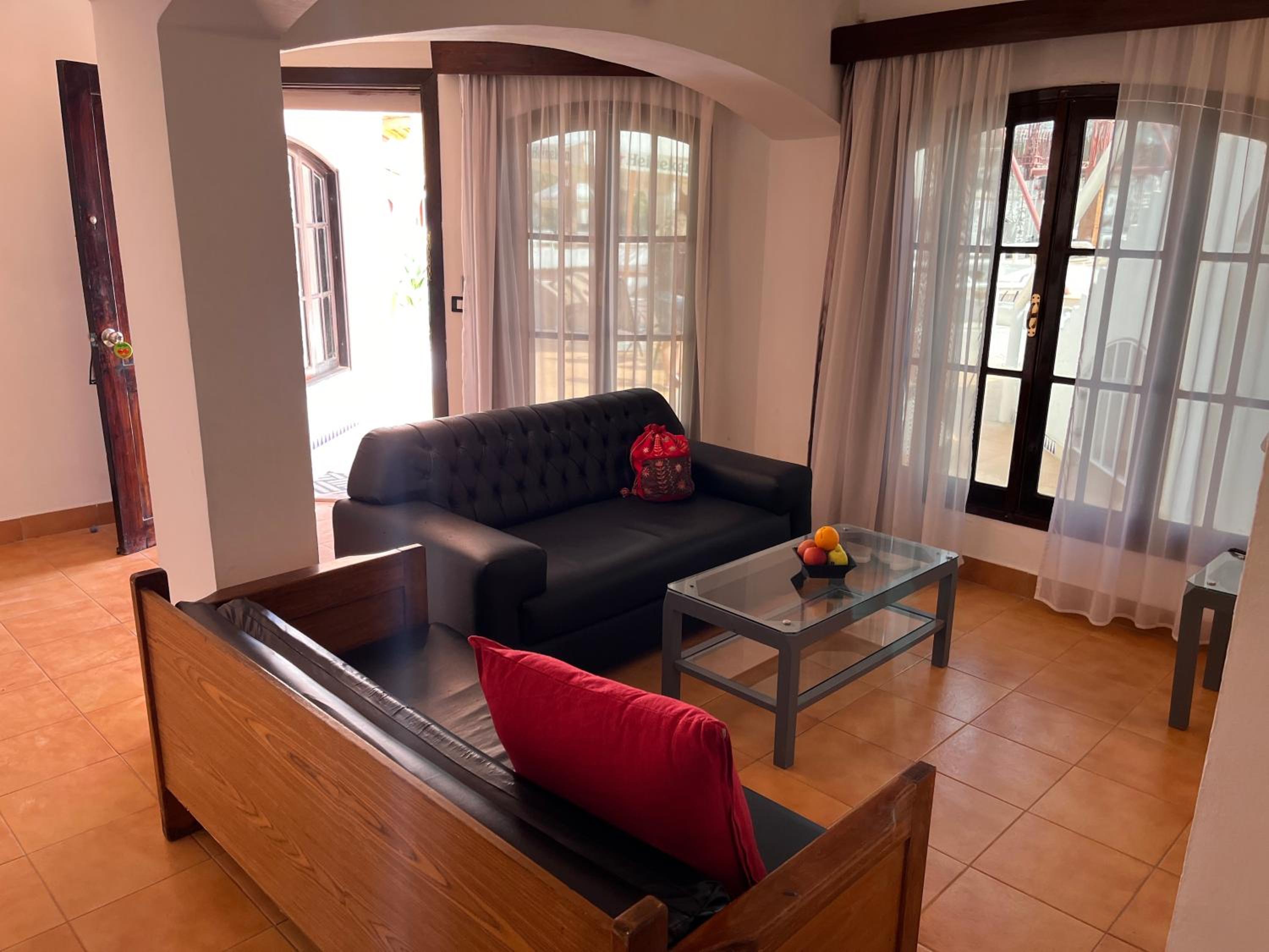 Suite with Terrace - Photo 4