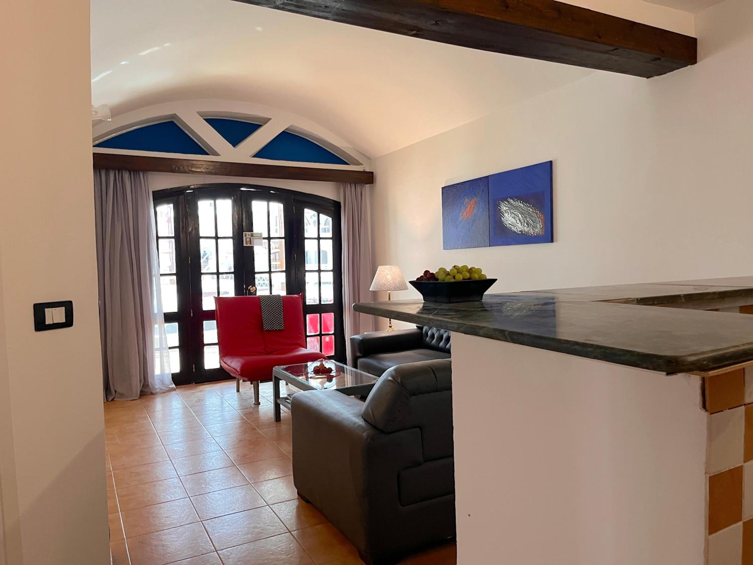 Superior Suite with Terrace - Photo 3