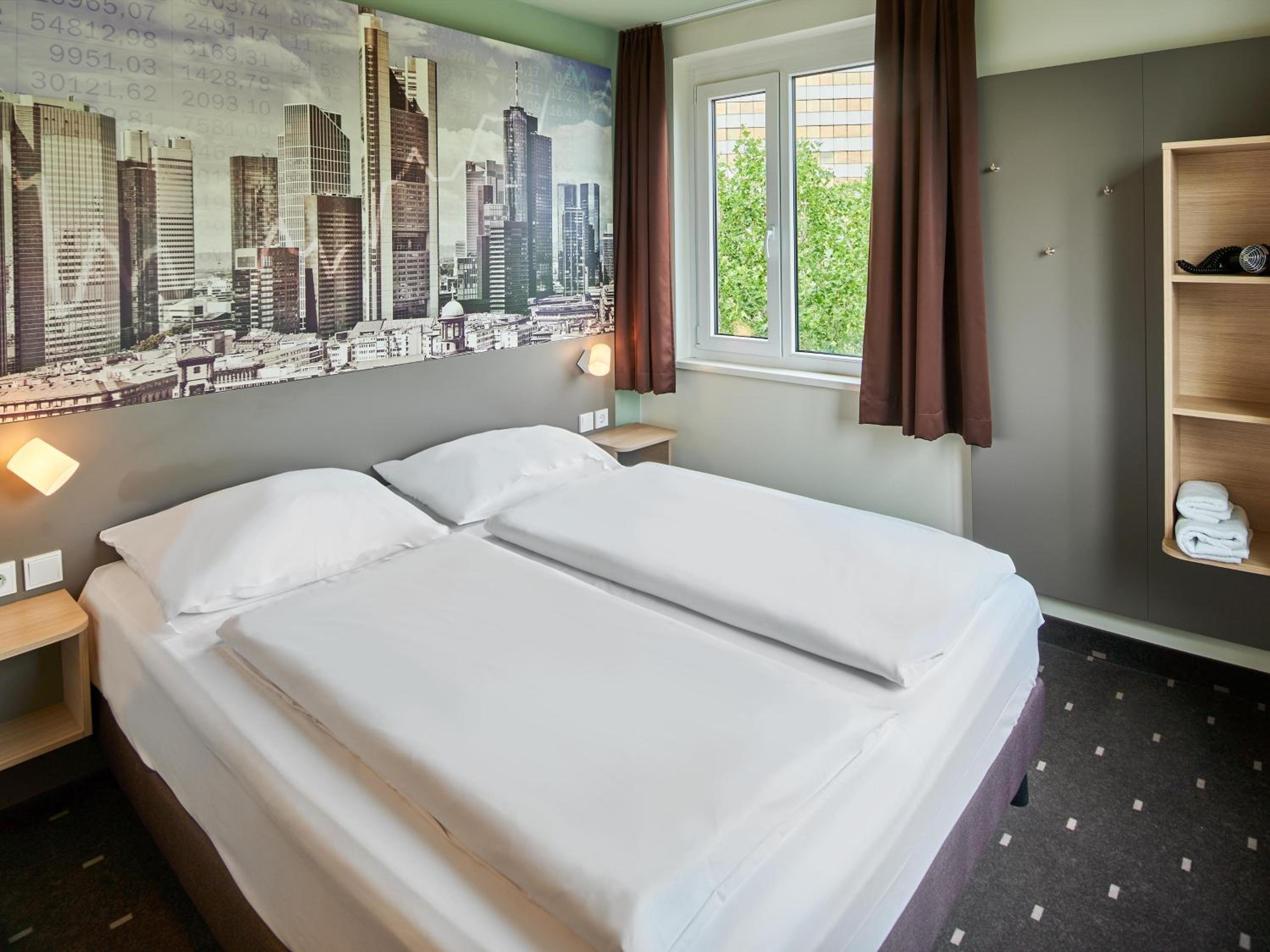 Double Room - Photo 3