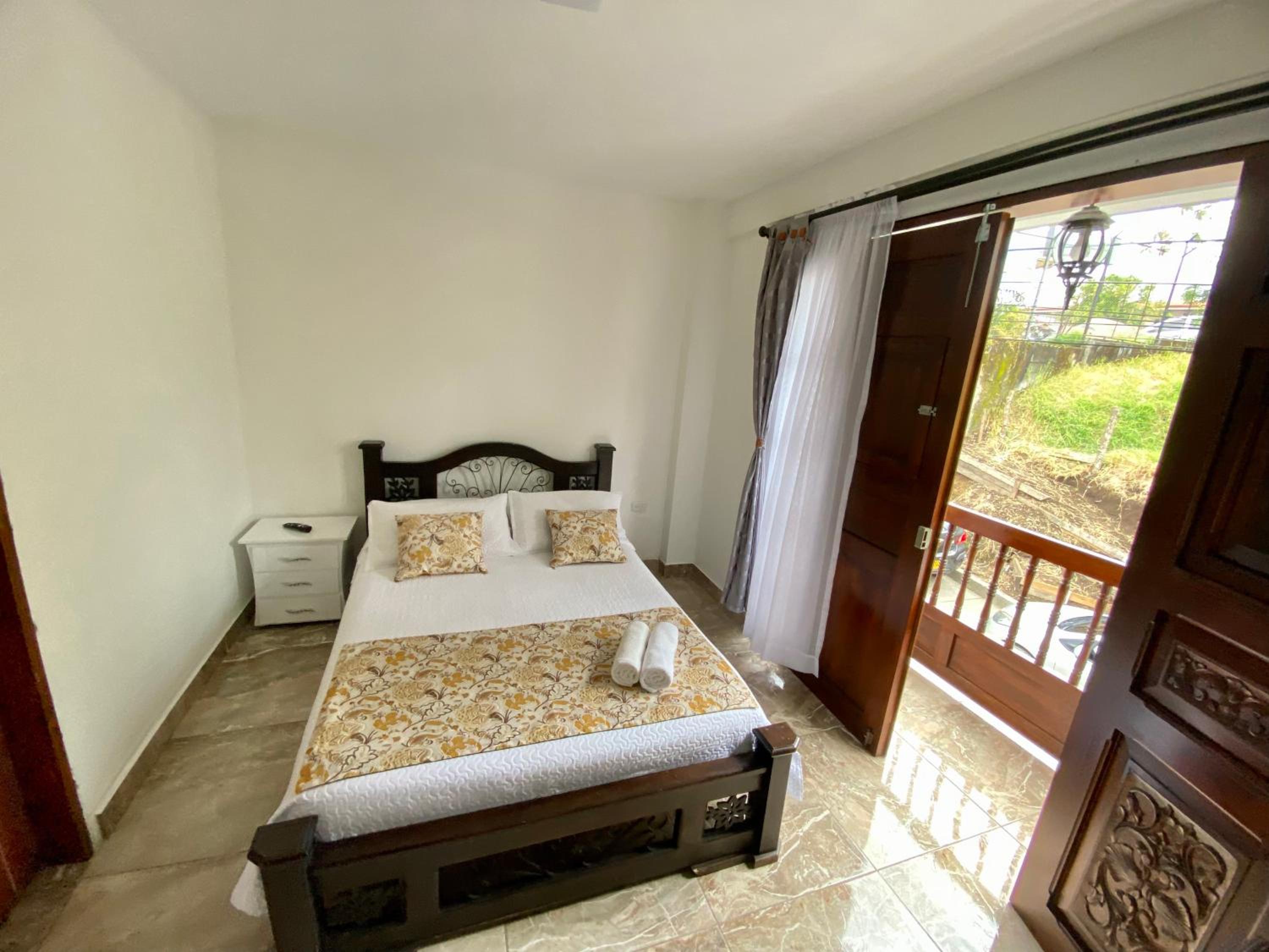 Double Room With Private Bathroom photo 2