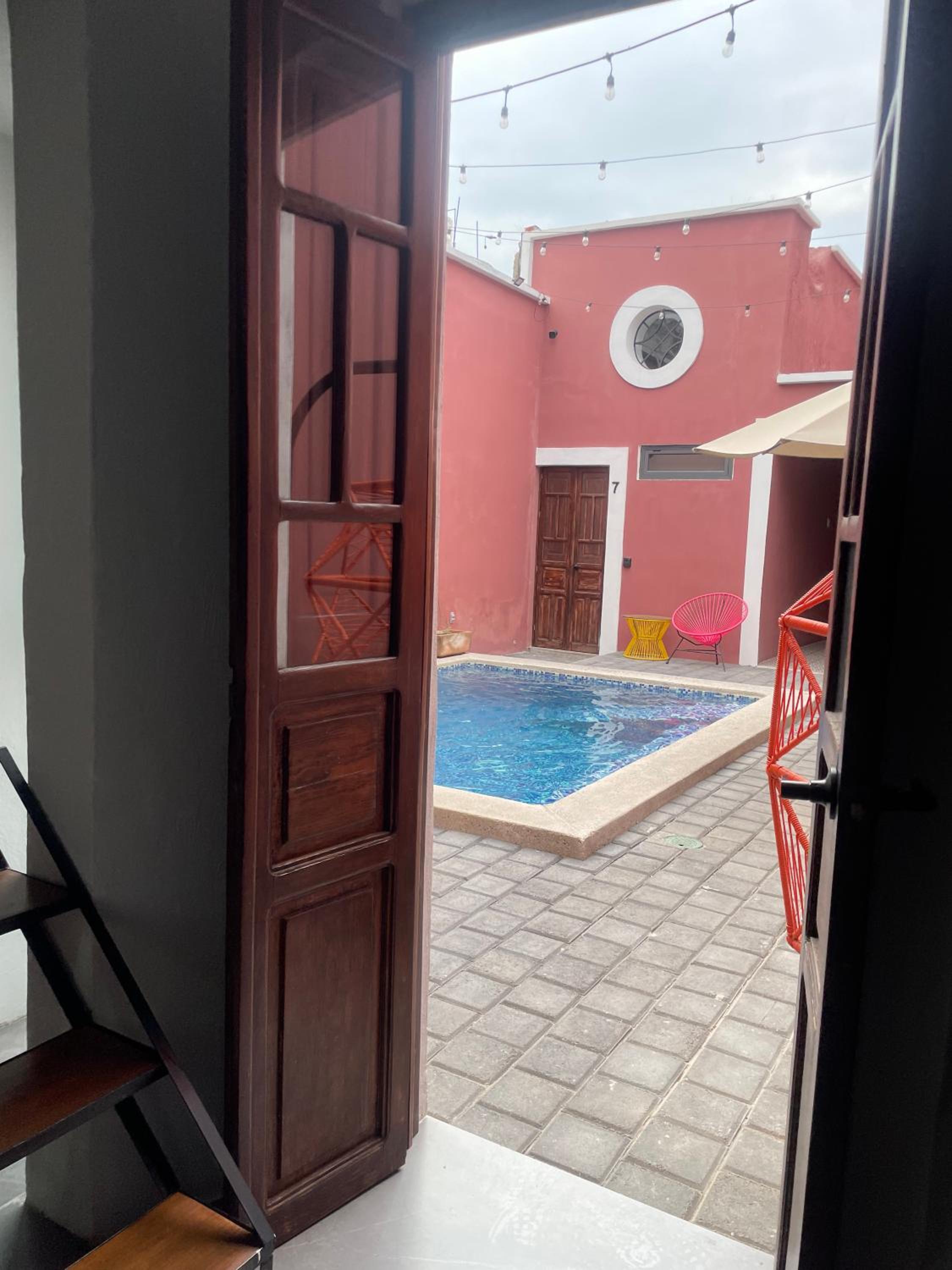 Double Room with Private Bathroom - Photo 2