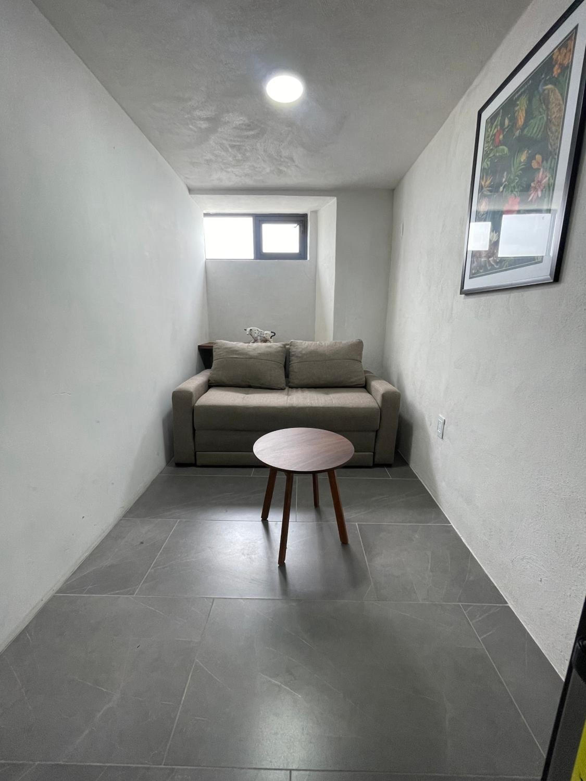 Quadruple Room with Private Bathroom - Photo 2