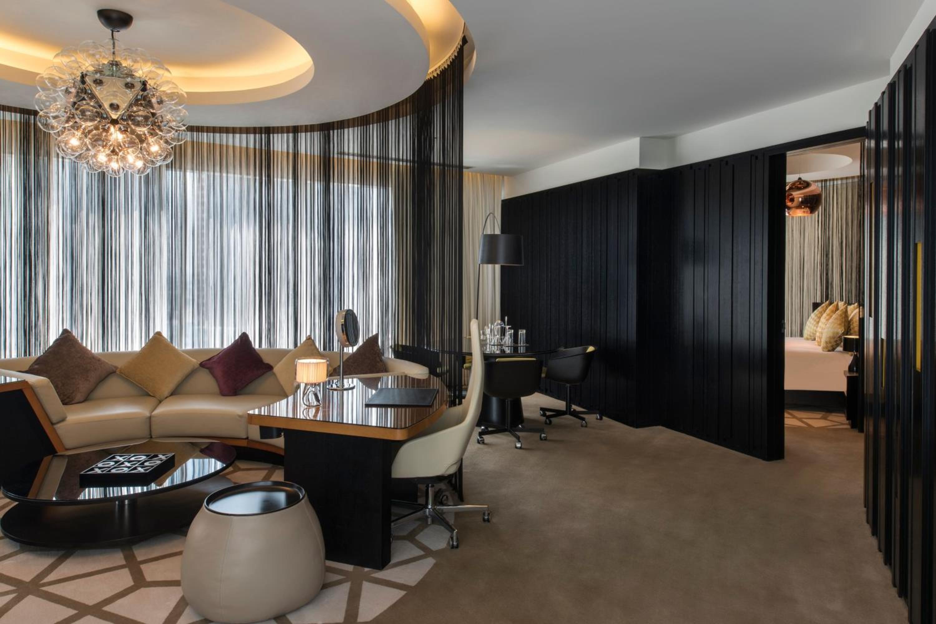 W One-Bedroom Executive King Suite with City View - Photo 1