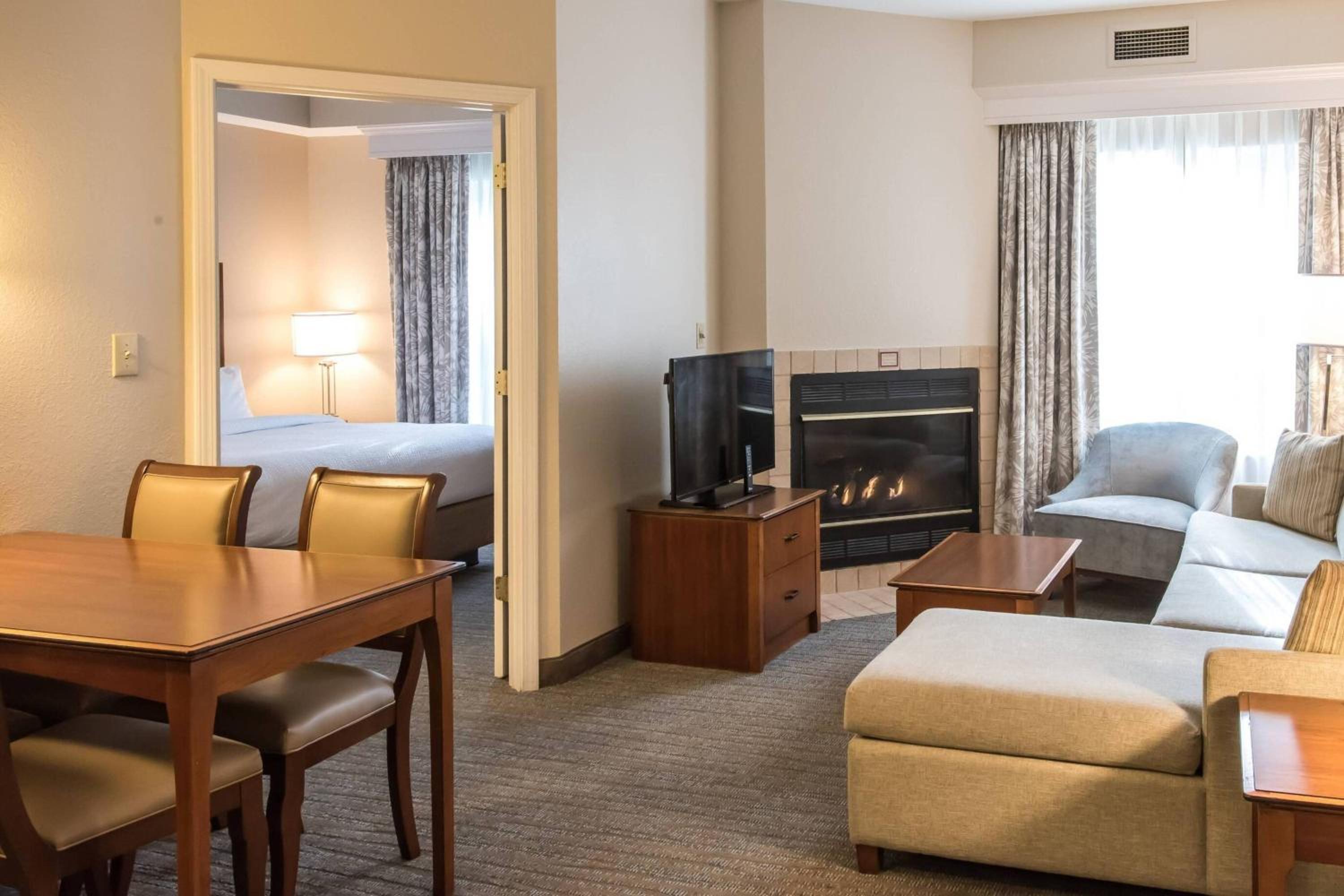 Two-Bedroom Suite photo 3