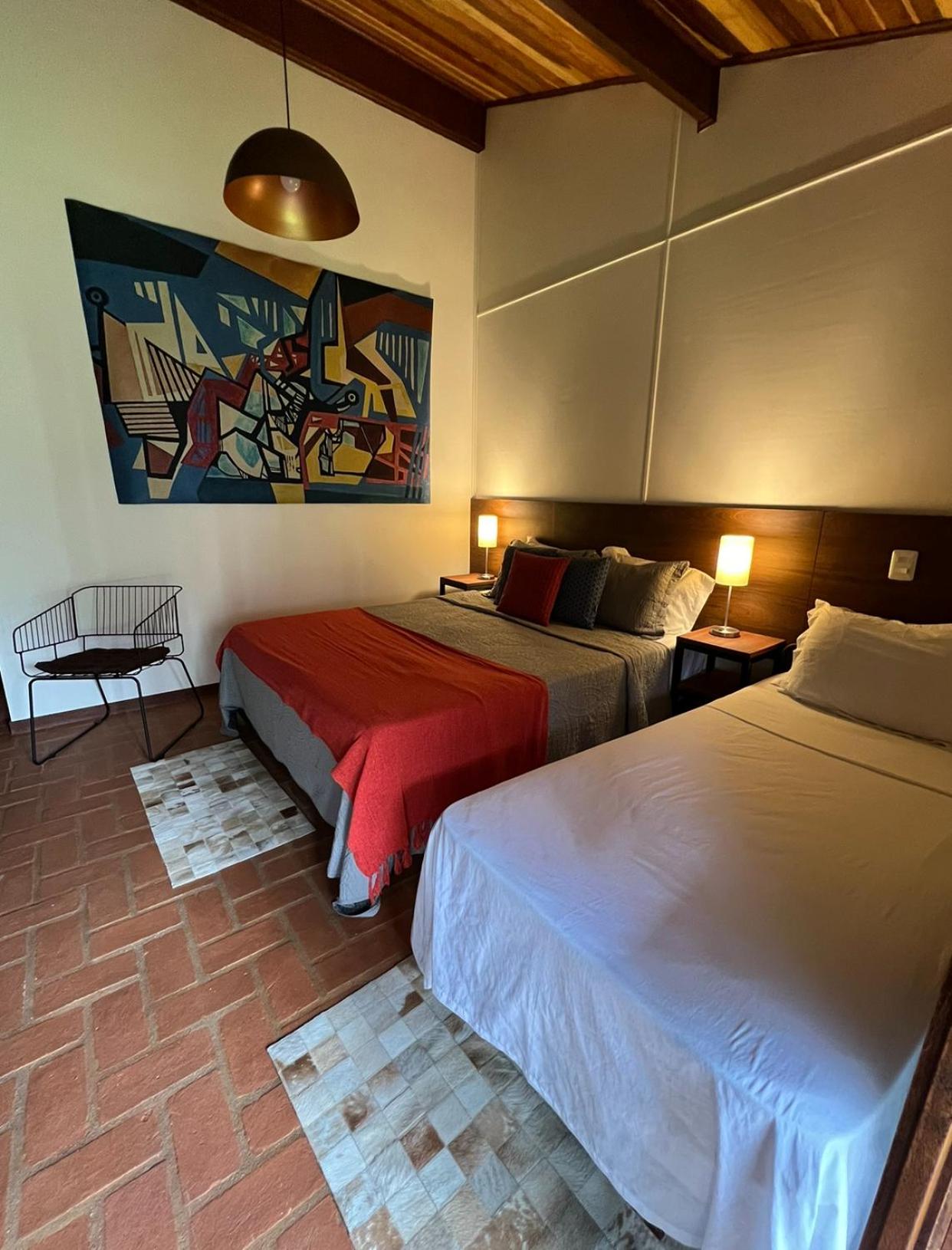 Suite - Photo 2