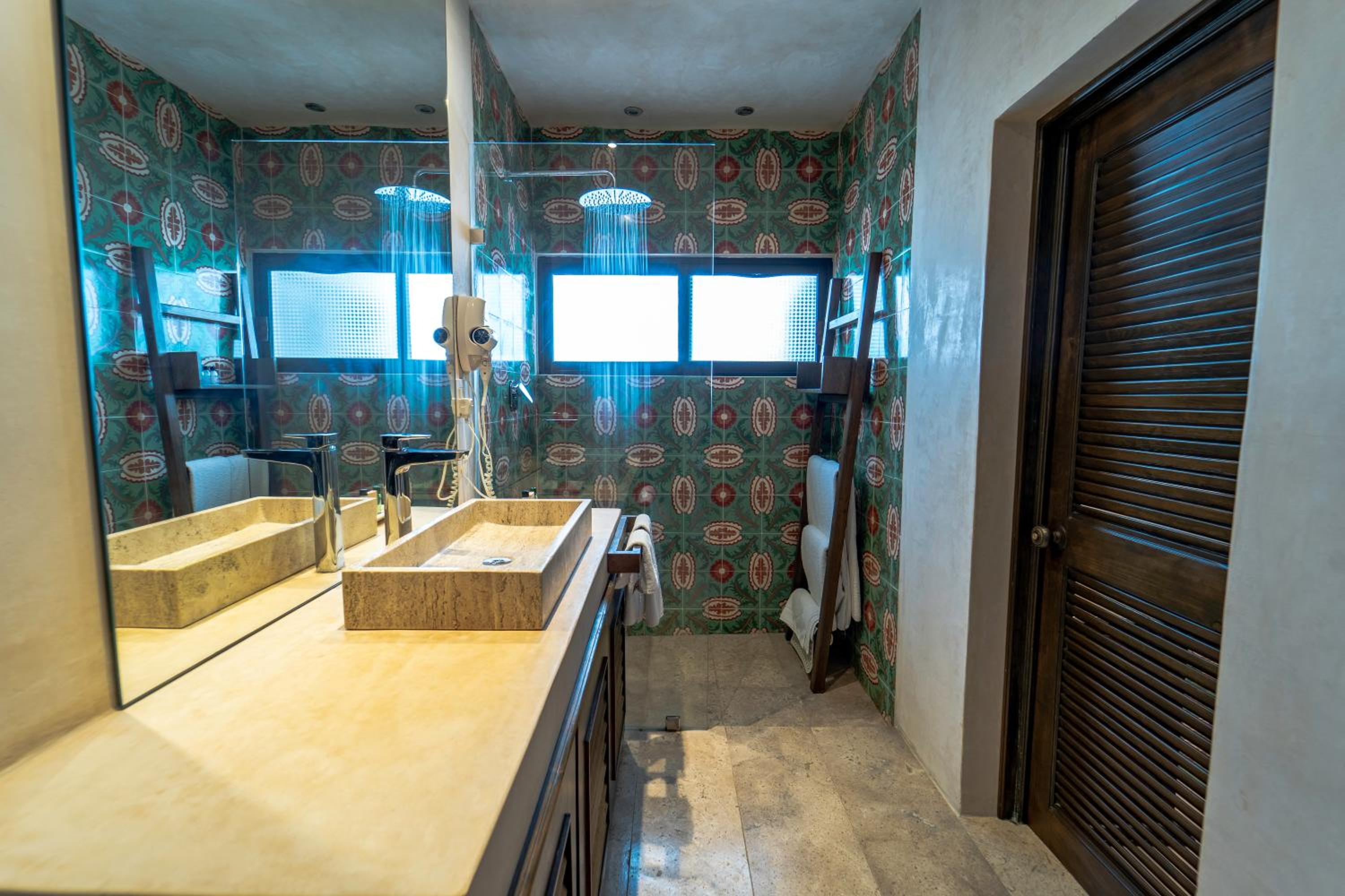 Superior Double Room - Photo 4