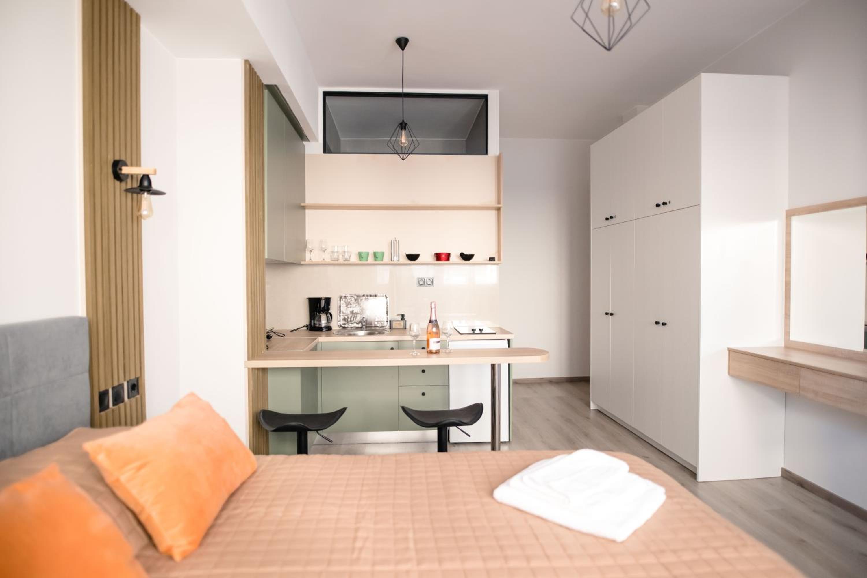 Studio Apartment