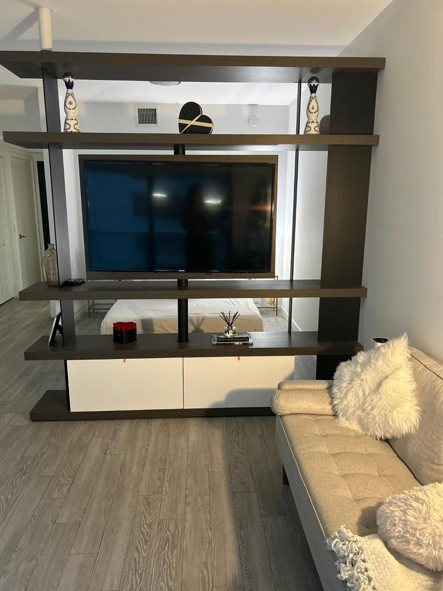 Studio Apartment photo 3