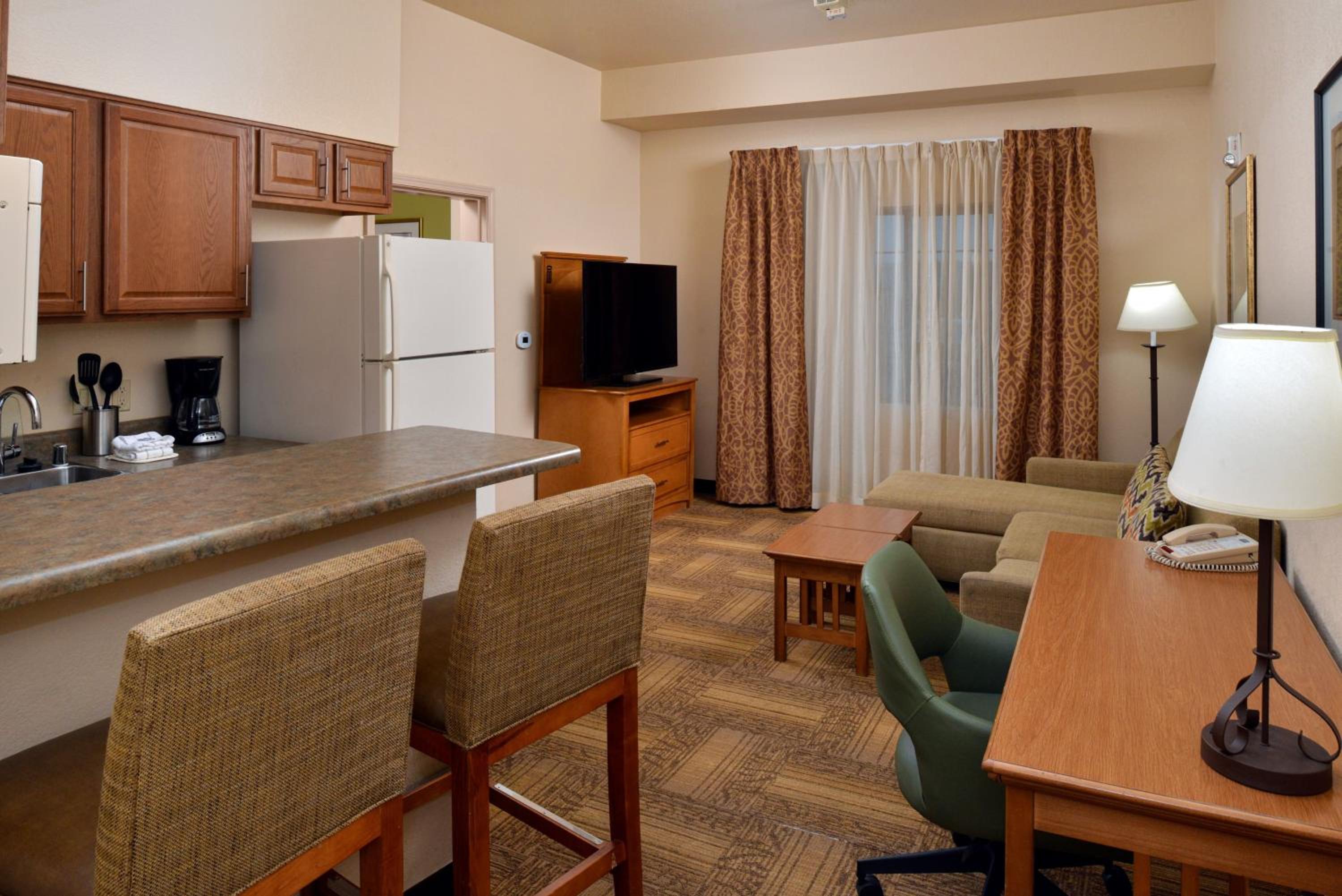One-Bedroom King Suite - Photo 15