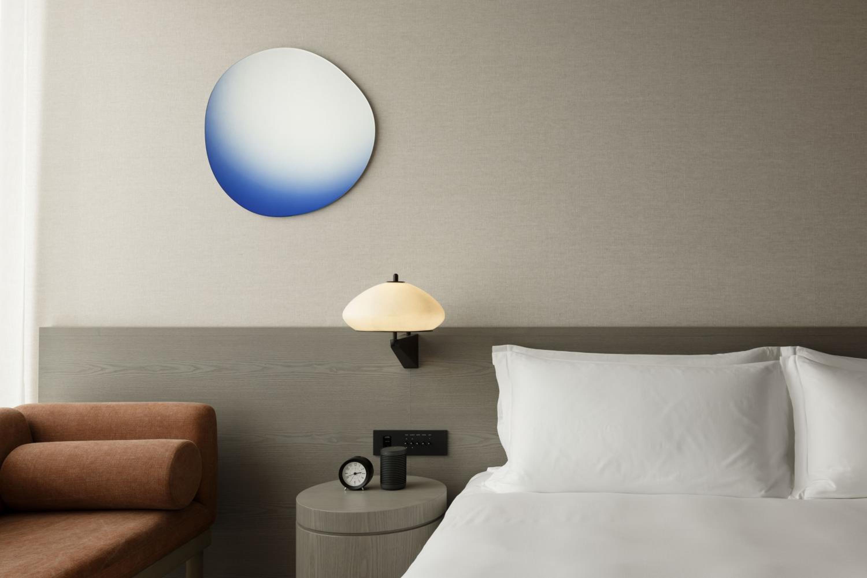 Premium King Room with City View