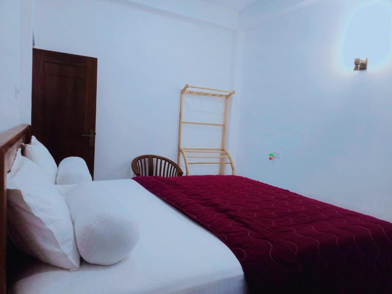 Deluxe Double Room with Balcony photo 2